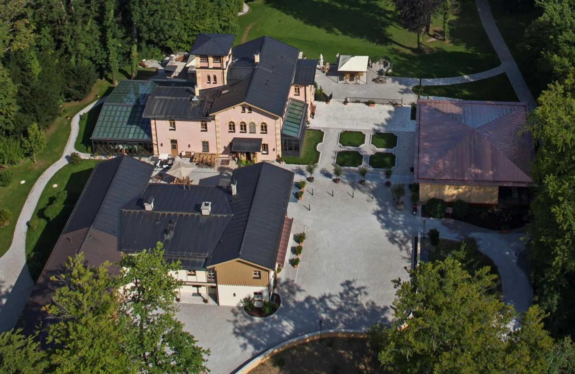 Bird's eye view in LA VILLA am Starnberger See
