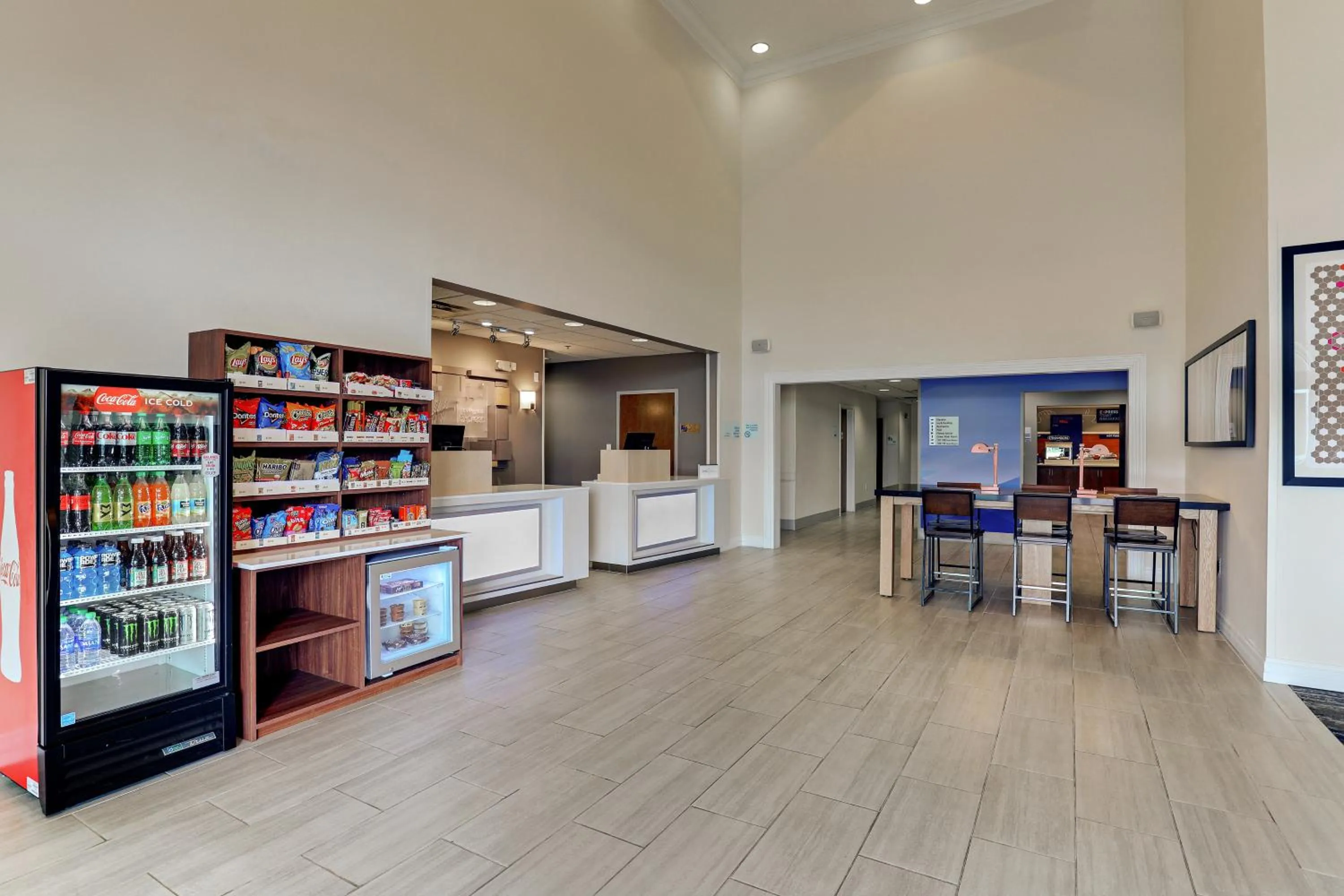 Property building in Holiday Inn Express Campbellsville by IHG