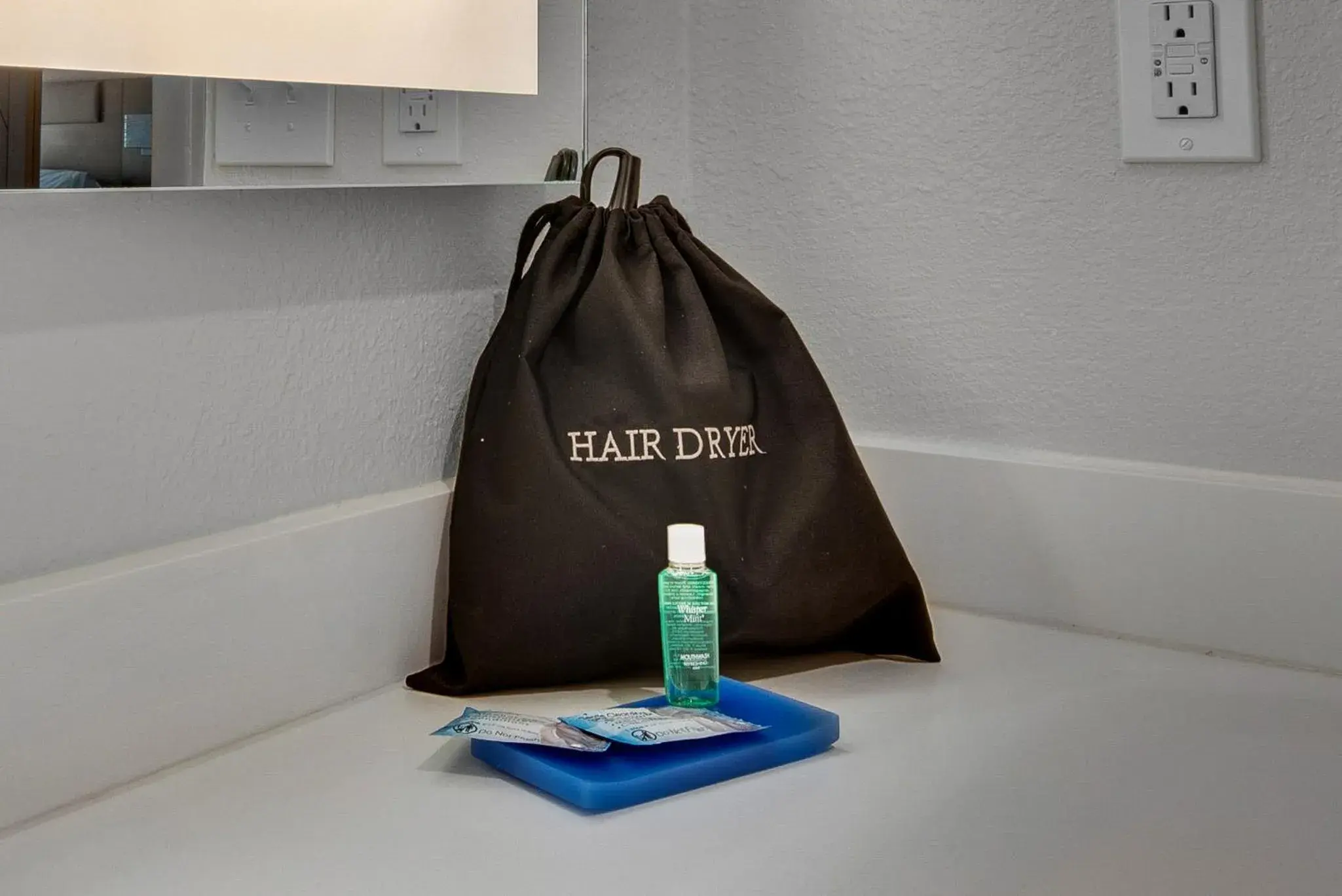 Suite - Hearing Accessible - Non-Smoking in Holiday Inn Express Destin E - Commons Mall Area by IHG Suite - Hearing Accessible - Non-Smoking in Holiday Inn Express Destin E - Commons Mall Area by IHG