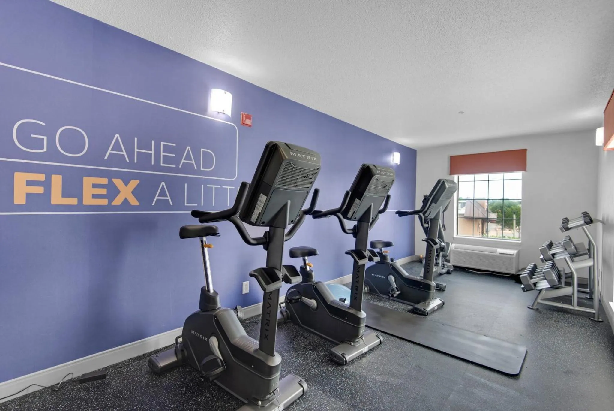 Fitness centre/facilities in Holiday Inn Express Destin E - Commons Mall Area by IHG