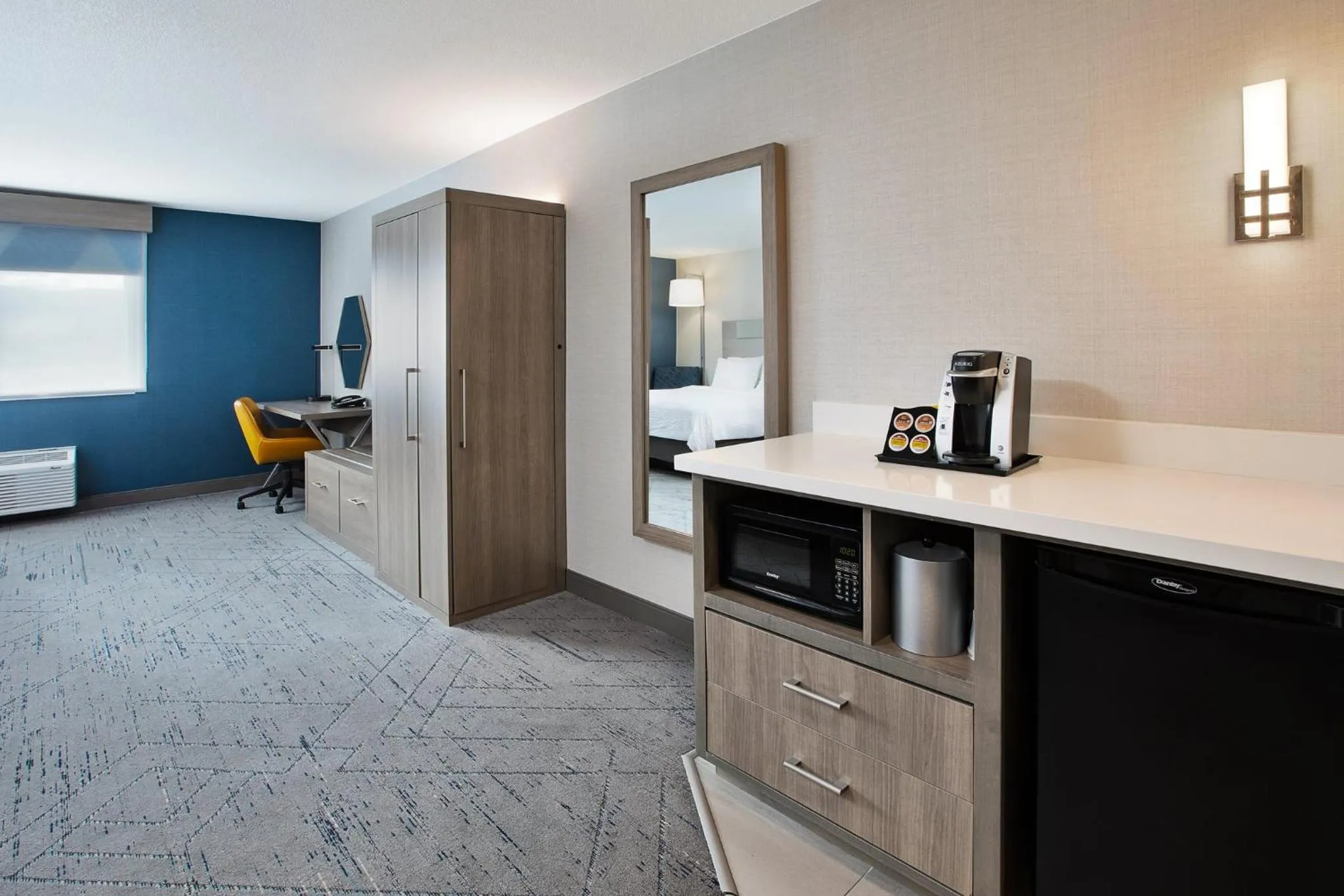 Photo of the whole room in Holiday Inn Express Casper I-25 by IHG