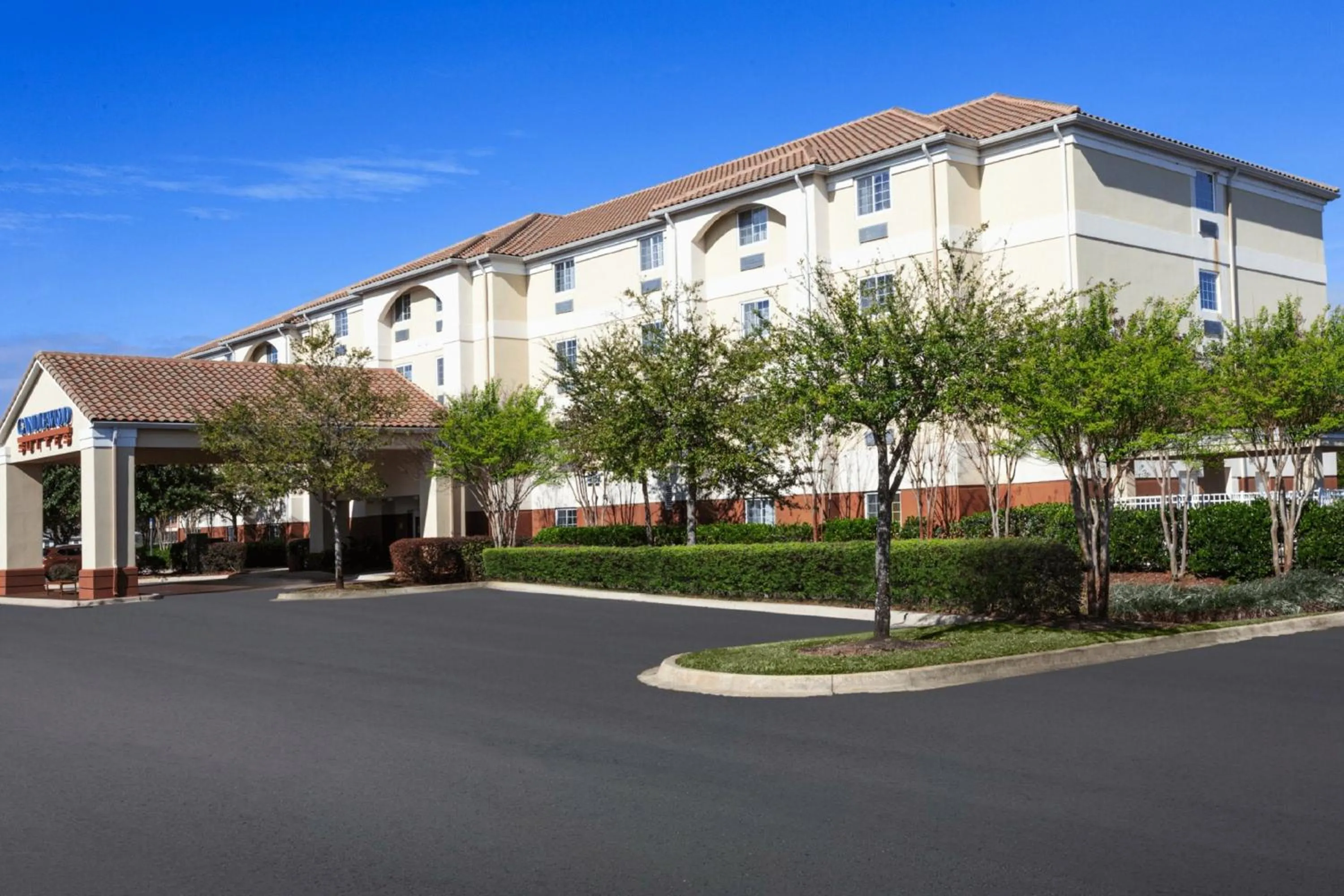 Property building in Candlewood Suites Destin-Sandestin Area by IHG