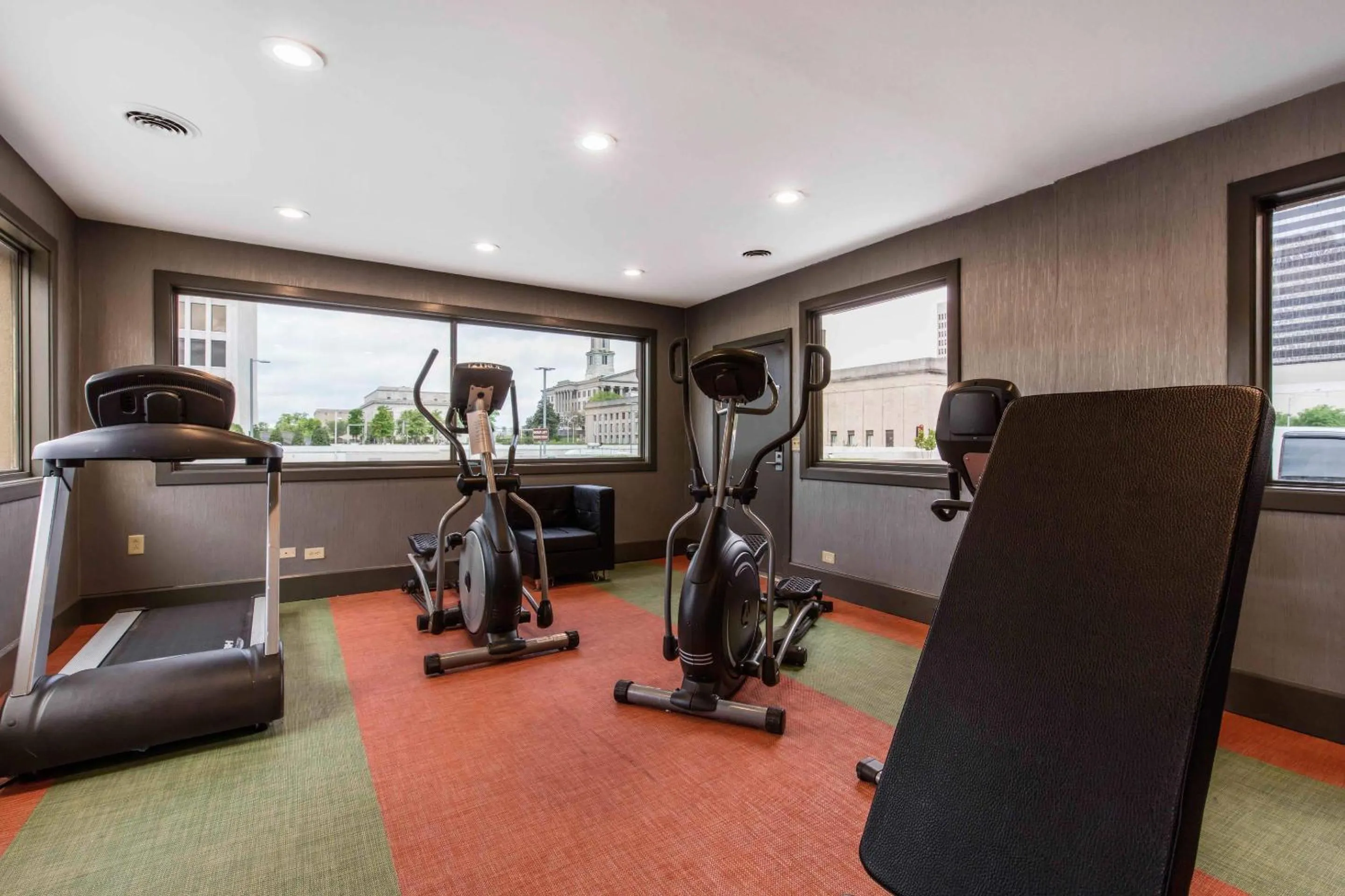 Fitness centre/facilities in The Capitol Hotel Downtown, an Ascend Collection Hotel