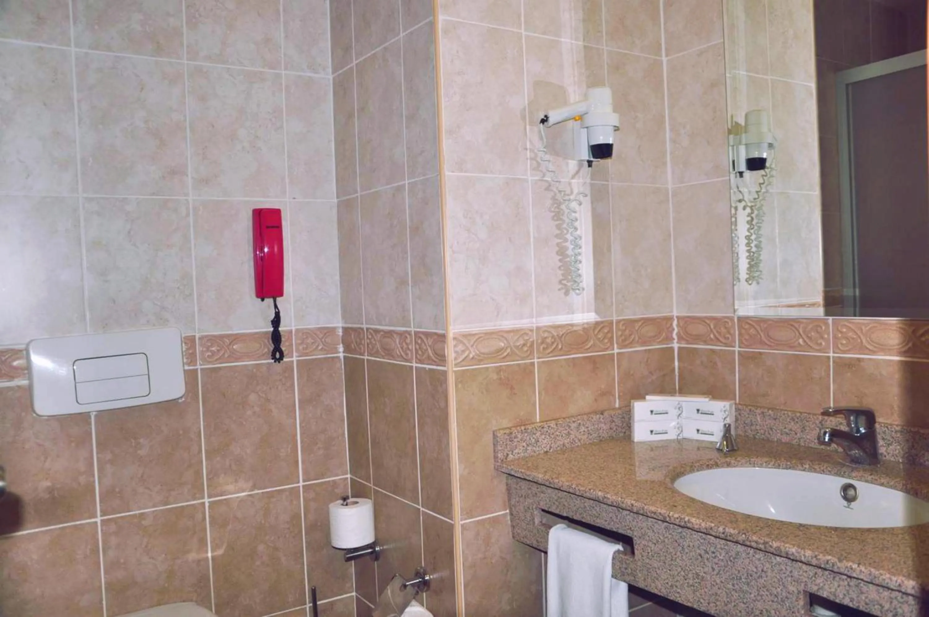 Bathroom in The Green Park Kartepe