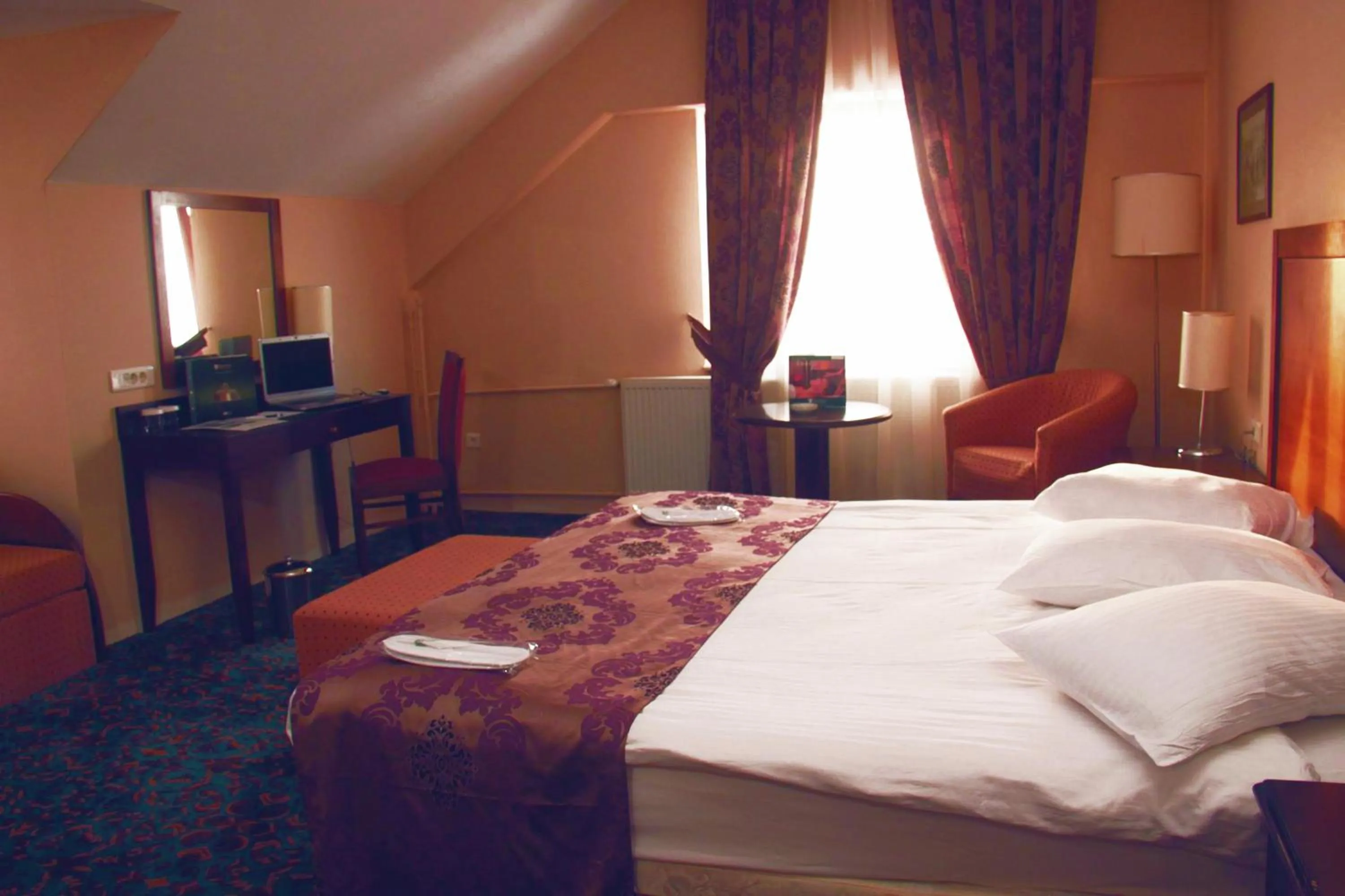 Bedroom in The Green Park Kartepe