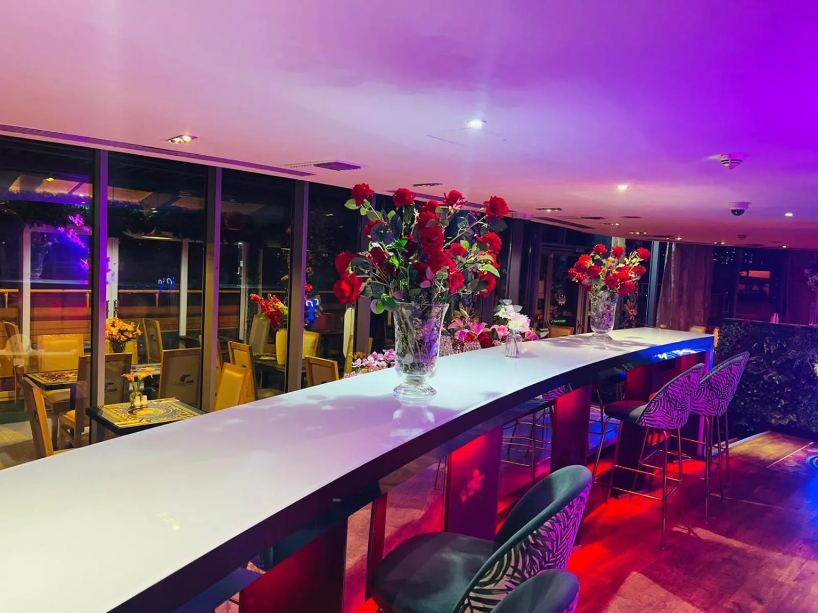 Restaurant/places to eat in Rafayel Hotel & Spa