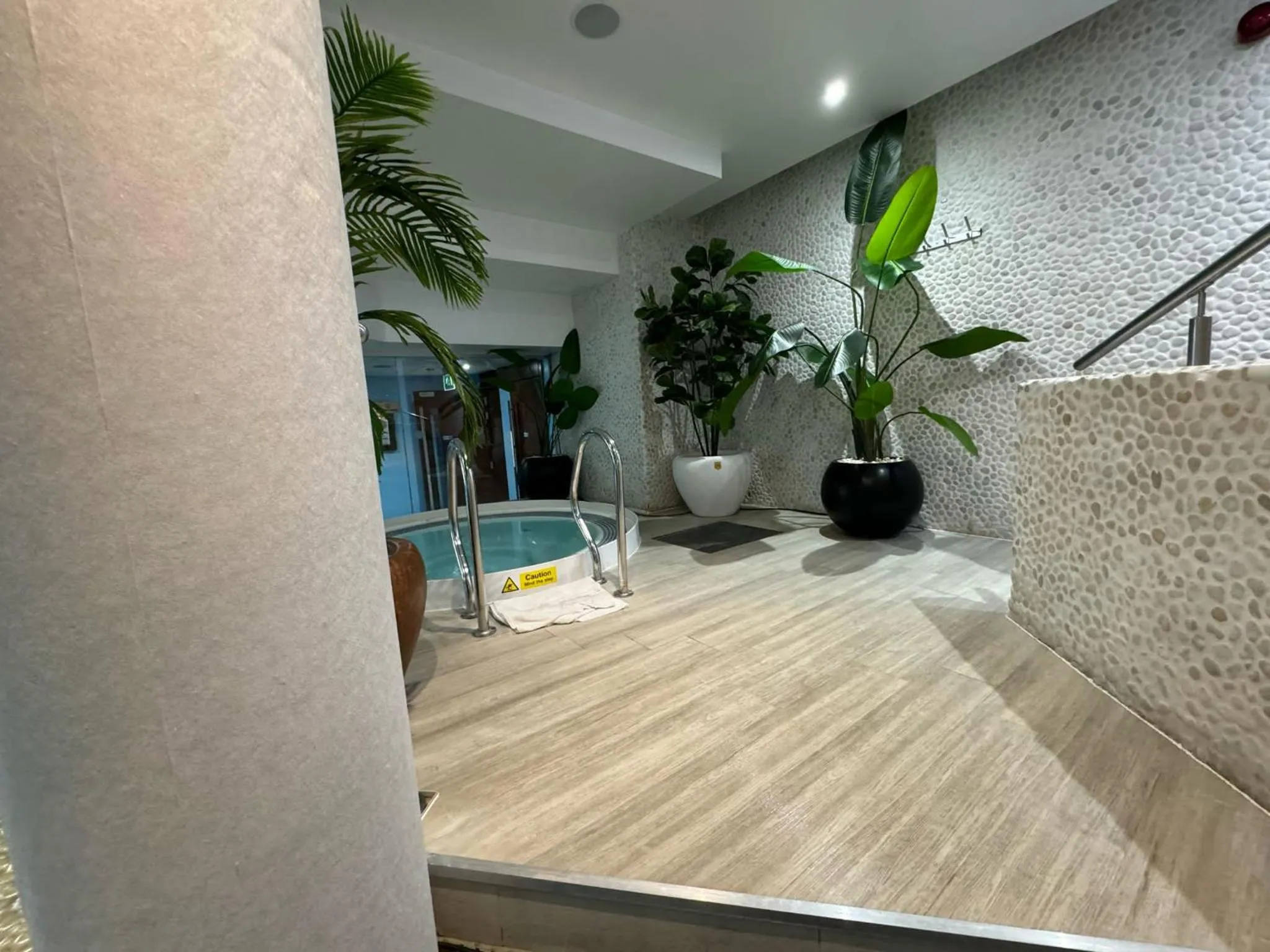 Hot Tub in Rafayel Hotel & Spa