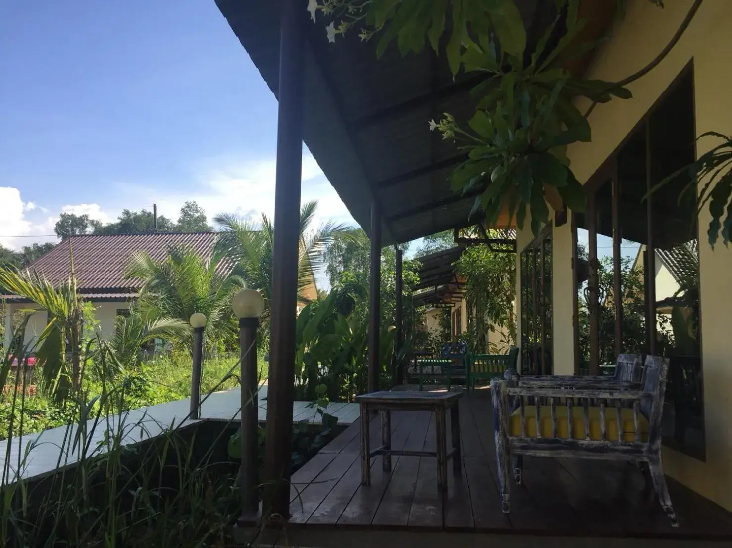 Bungalow with Garden View in Bangsrai Cottage Bungalow with Garden View in Bangsrai Cottage