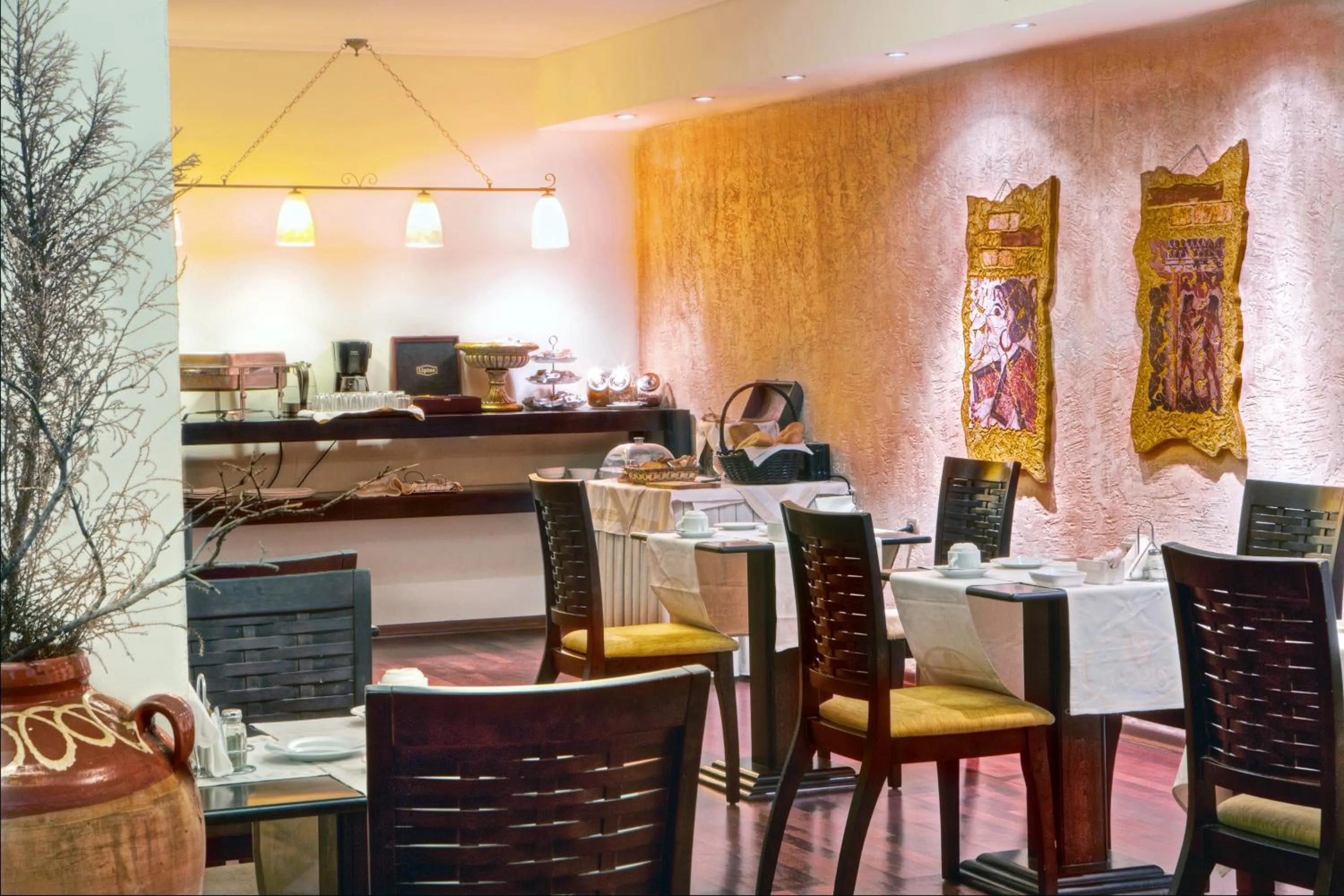 Buffet breakfast in Nicola Hotel