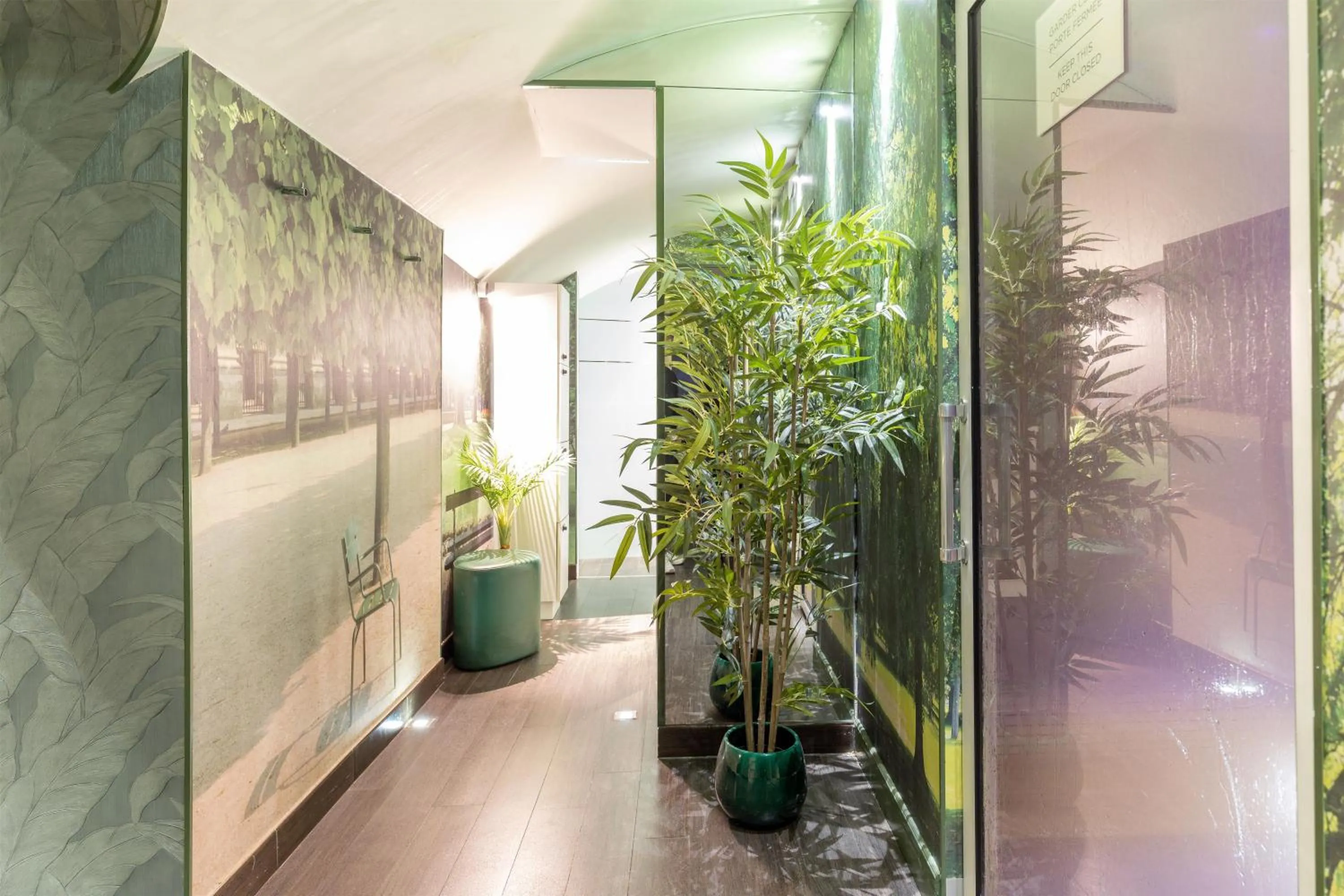 Spa and wellness centre/facilities in Secret de Paris - Hotel & Spa