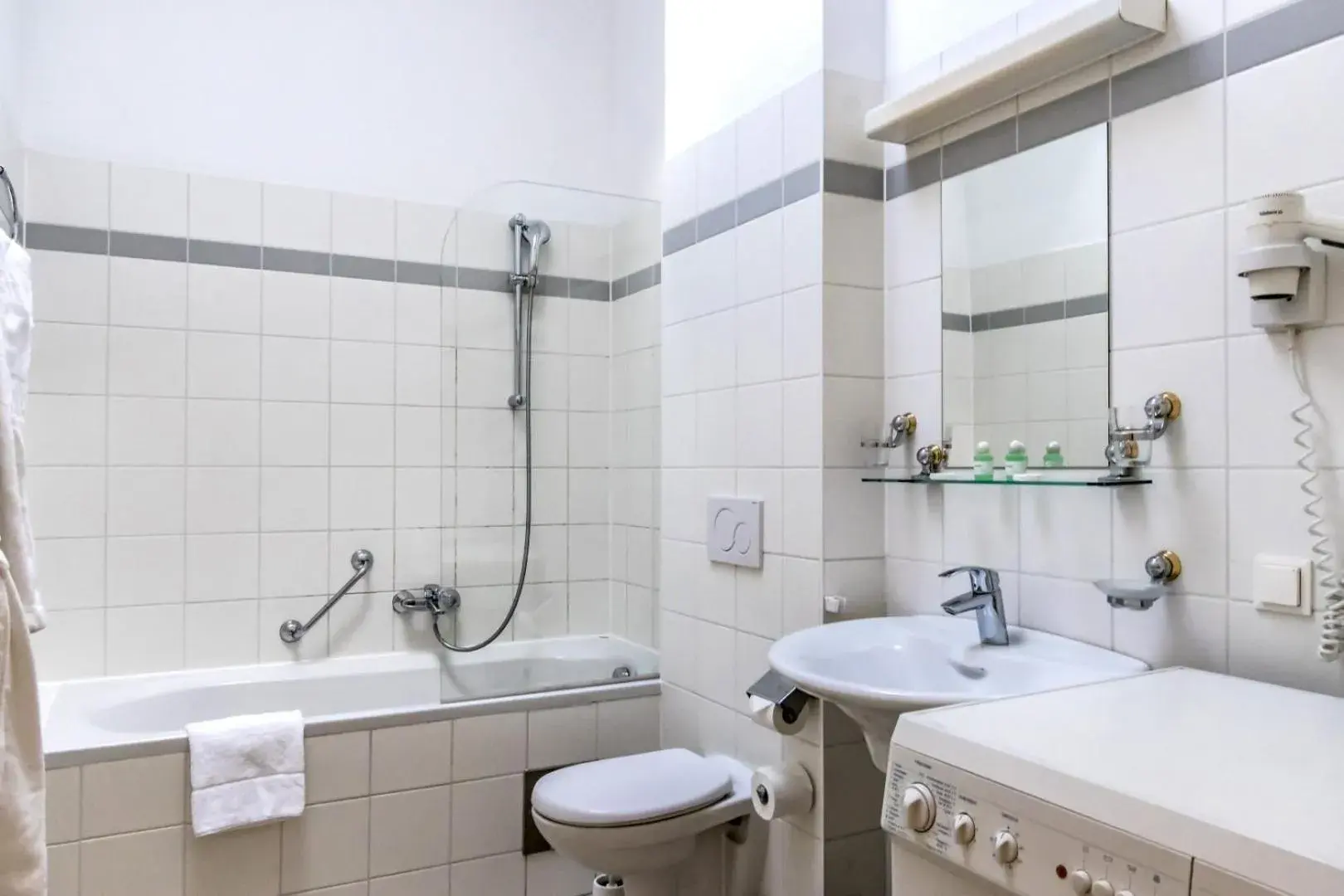 Family Room in Hotel Corvinus Vienna - Newly Renovated Family Room in Hotel Corvinus Vienna - Newly Renovated