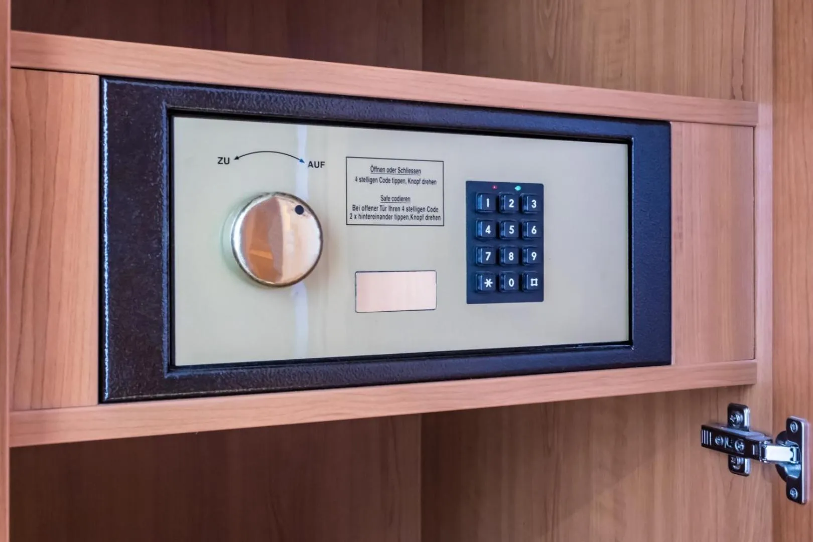 safe in Hotel Corvinus Vienna