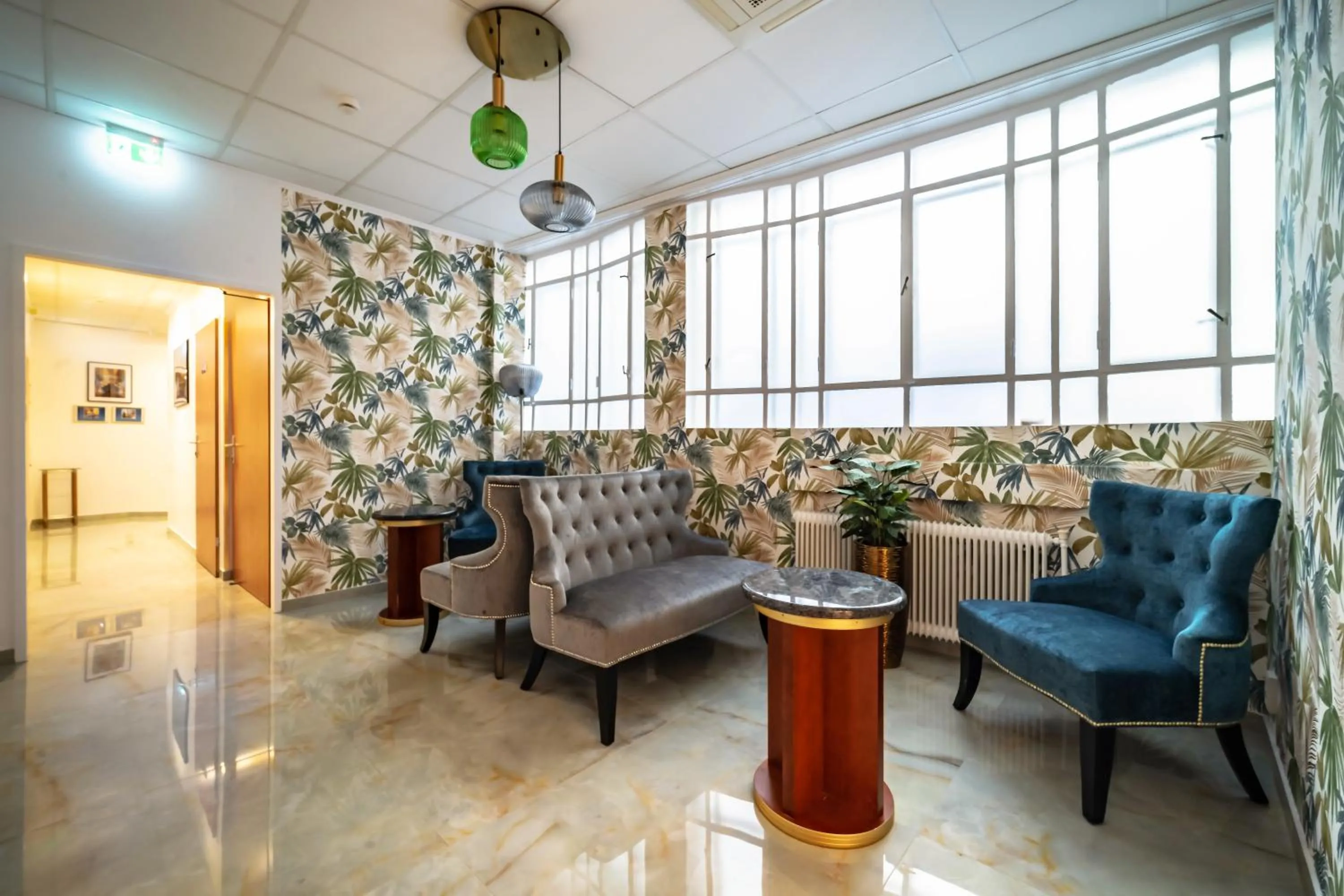 Lobby or reception in Hotel Corvinus Vienna