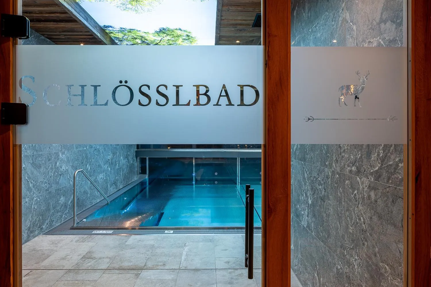 Swimming pool in Hotel Jagdschlössl