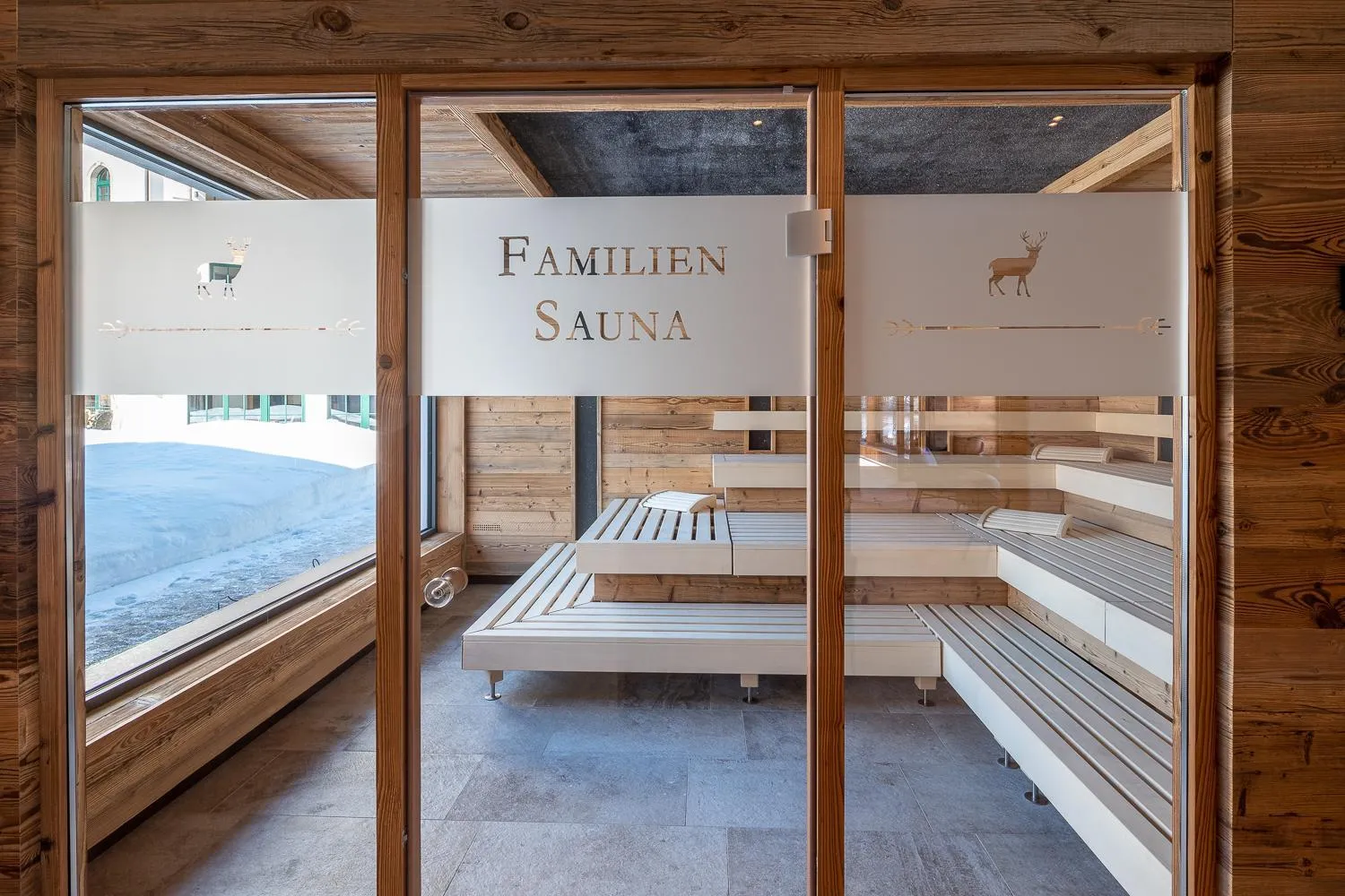 Sauna, Bed in Hotel Jagdschlössl