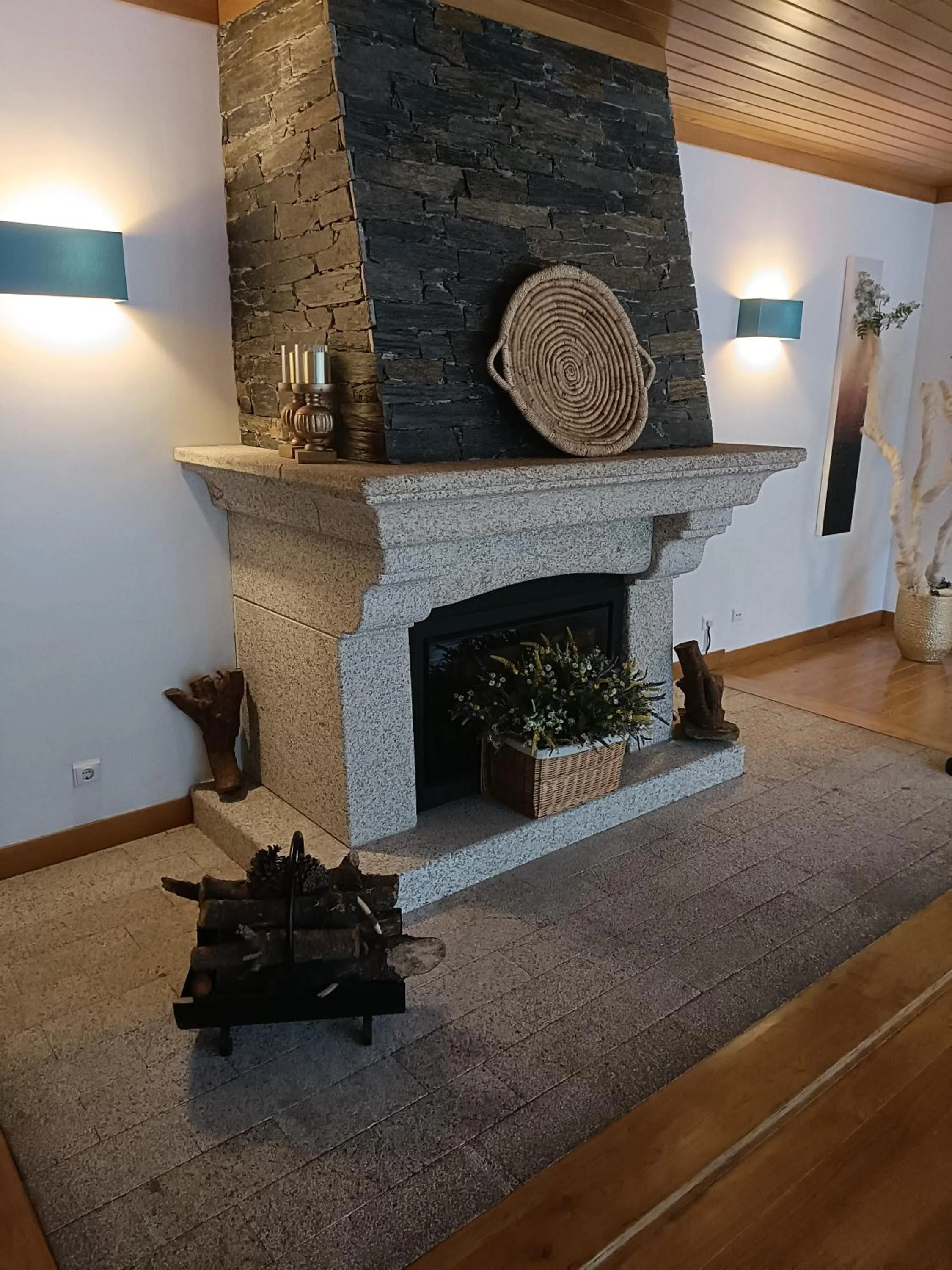 Property building in INATEL Piodao