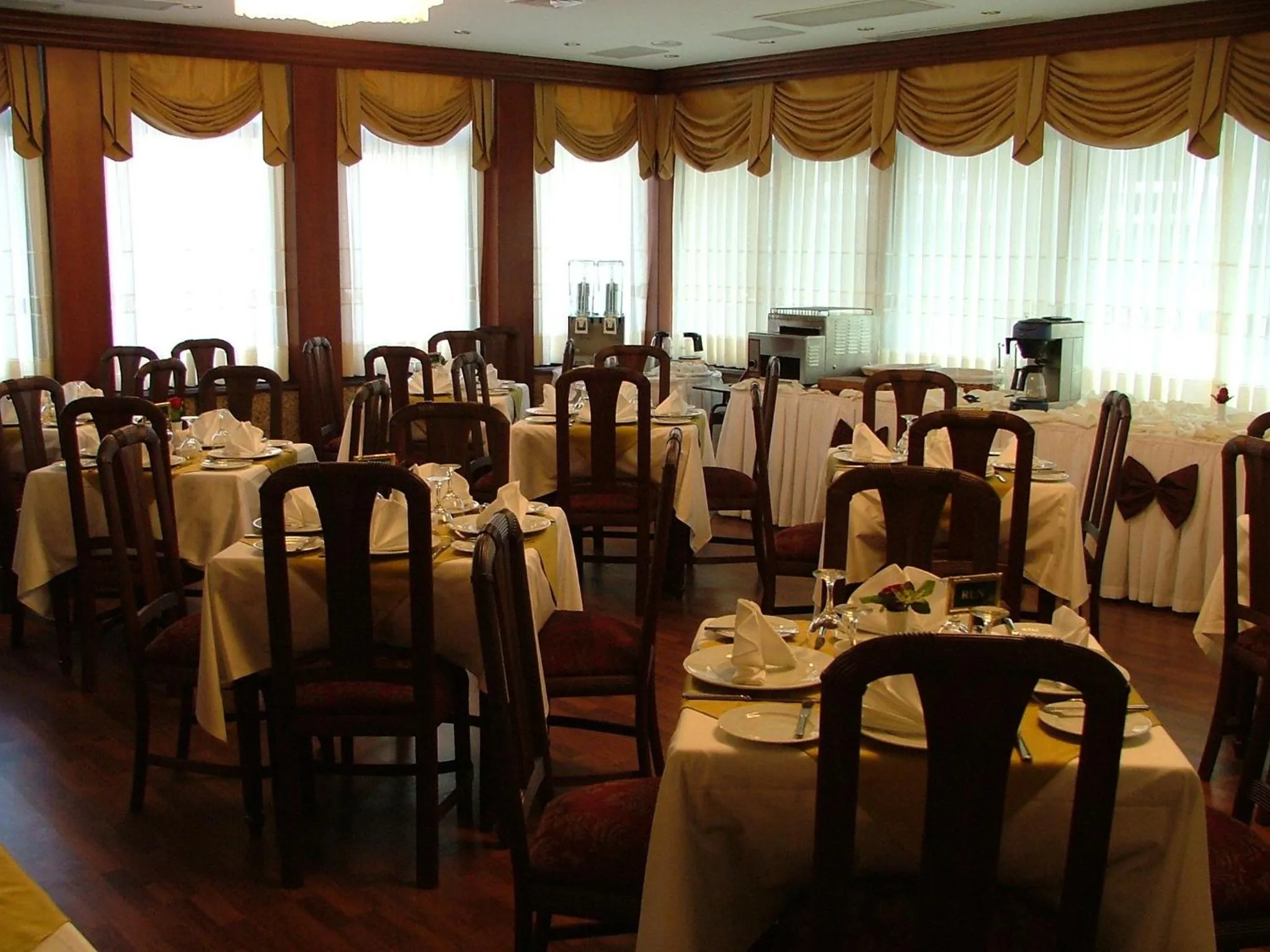 Restaurant/places to eat in DOGA RESIDENCE HOTEL Ankara