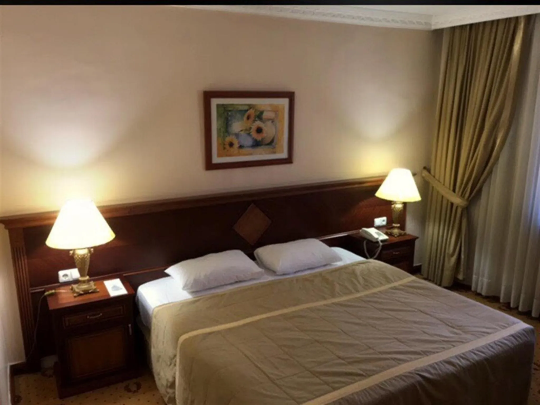 Photo of the whole room, Bed in DOGA RESIDENCE HOTEL Ankara