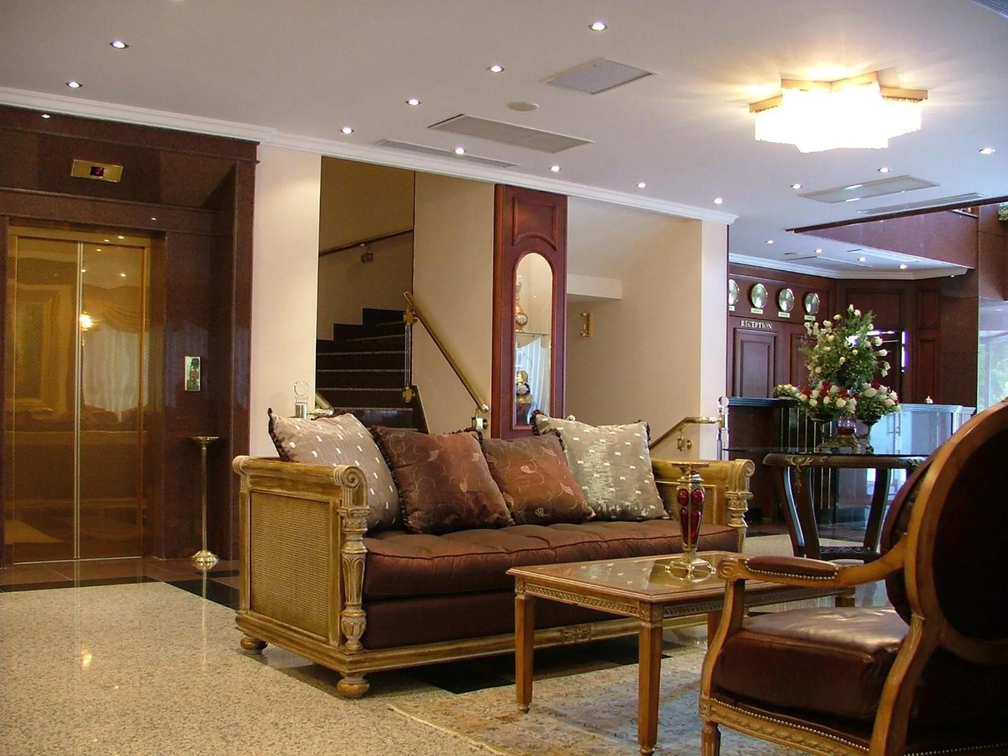 Lobby or reception in DOGA RESIDENCE HOTEL Ankara