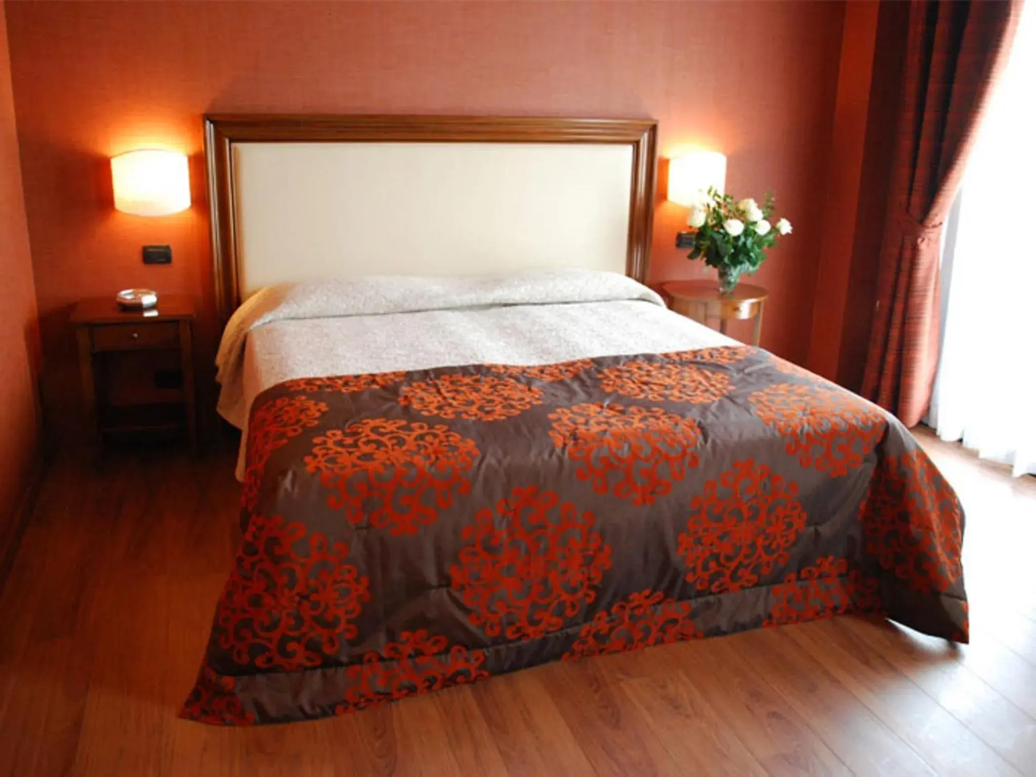 Standard Double or Twin Room in Hotel Cascina Marisa Standard Double or Twin Room in Hotel Cascina Marisa