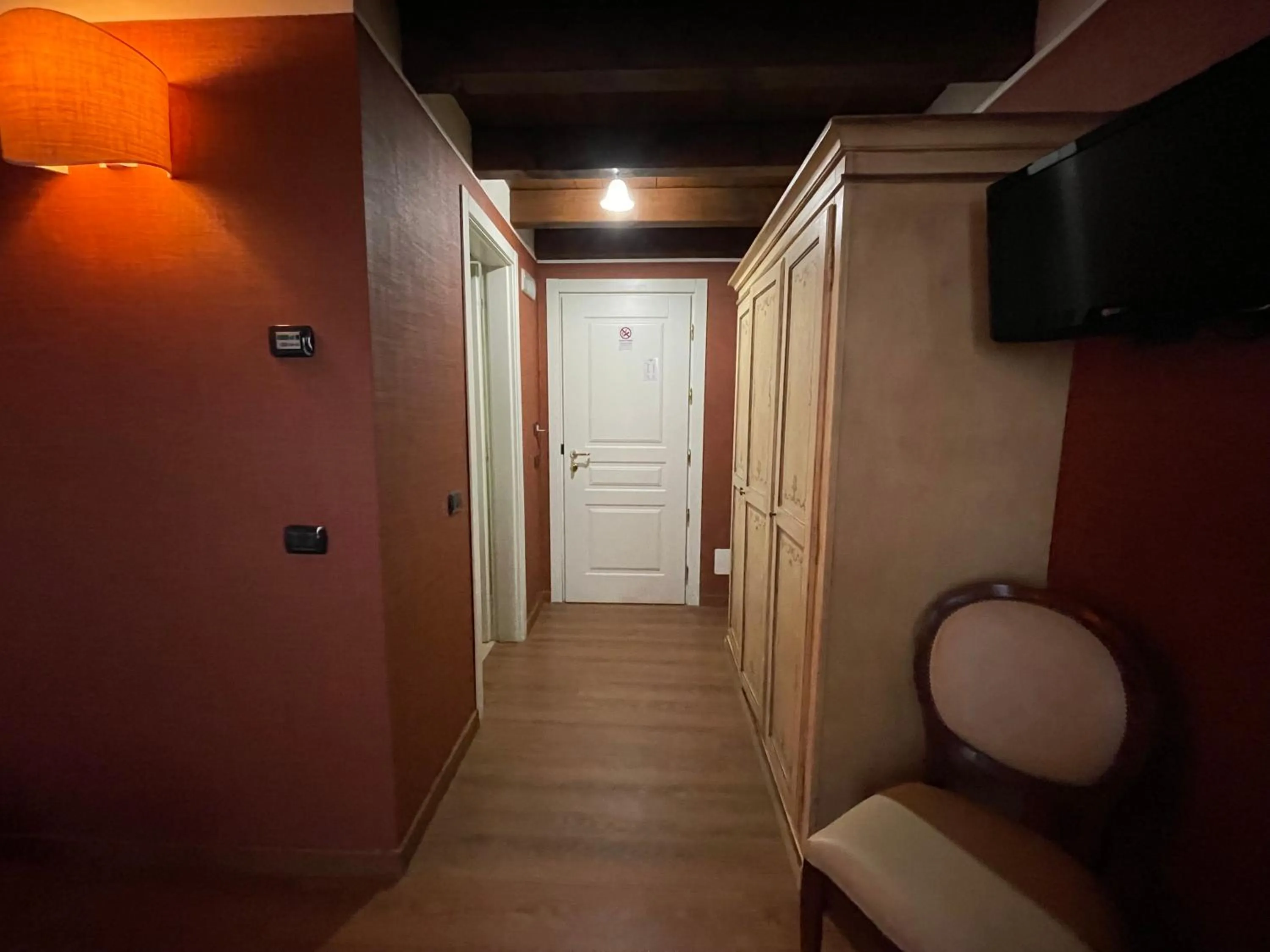 TV and multimedia in Hotel Cascina Marisa