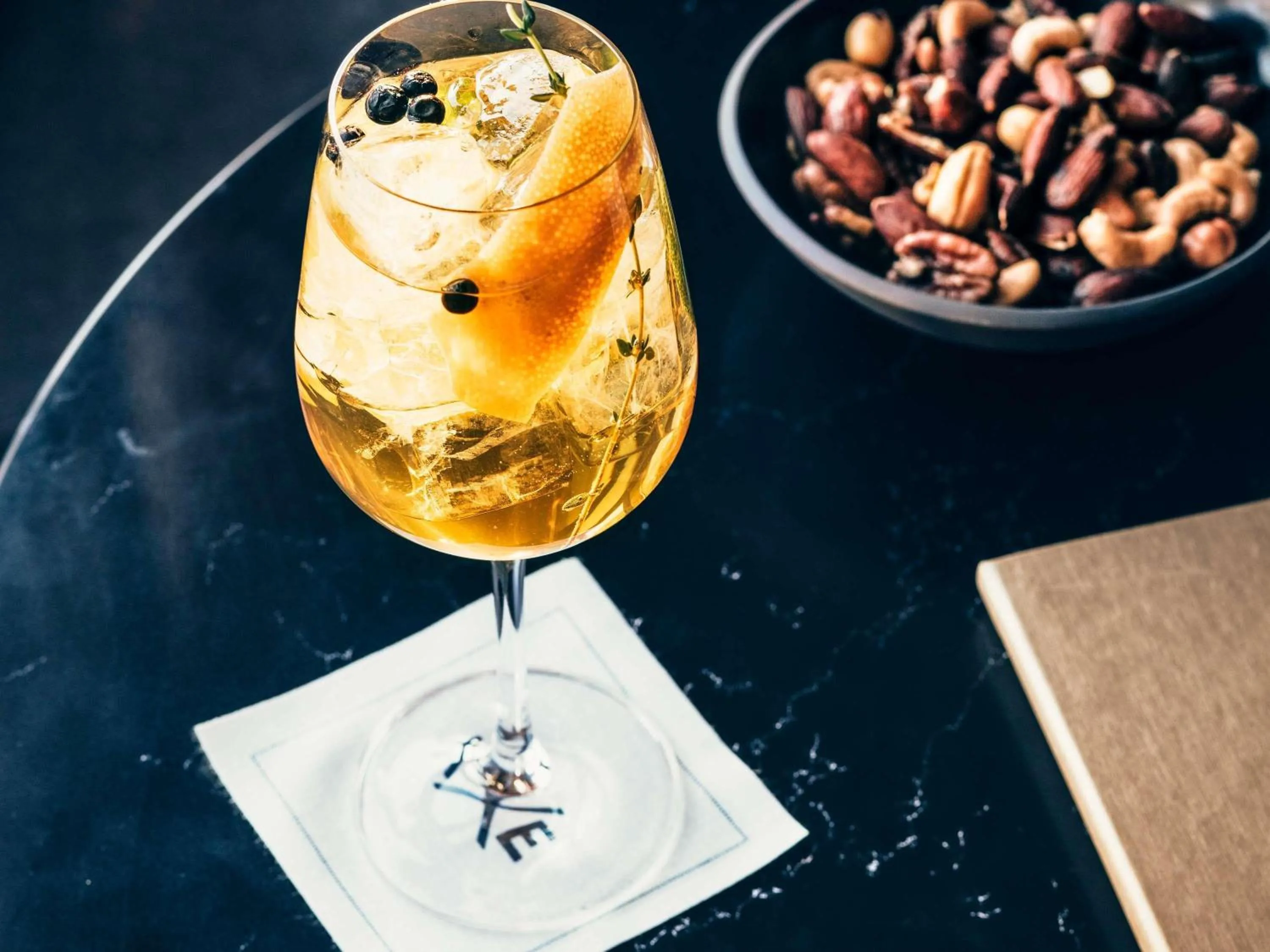 Lounge or bar in Fairmont Tremblant