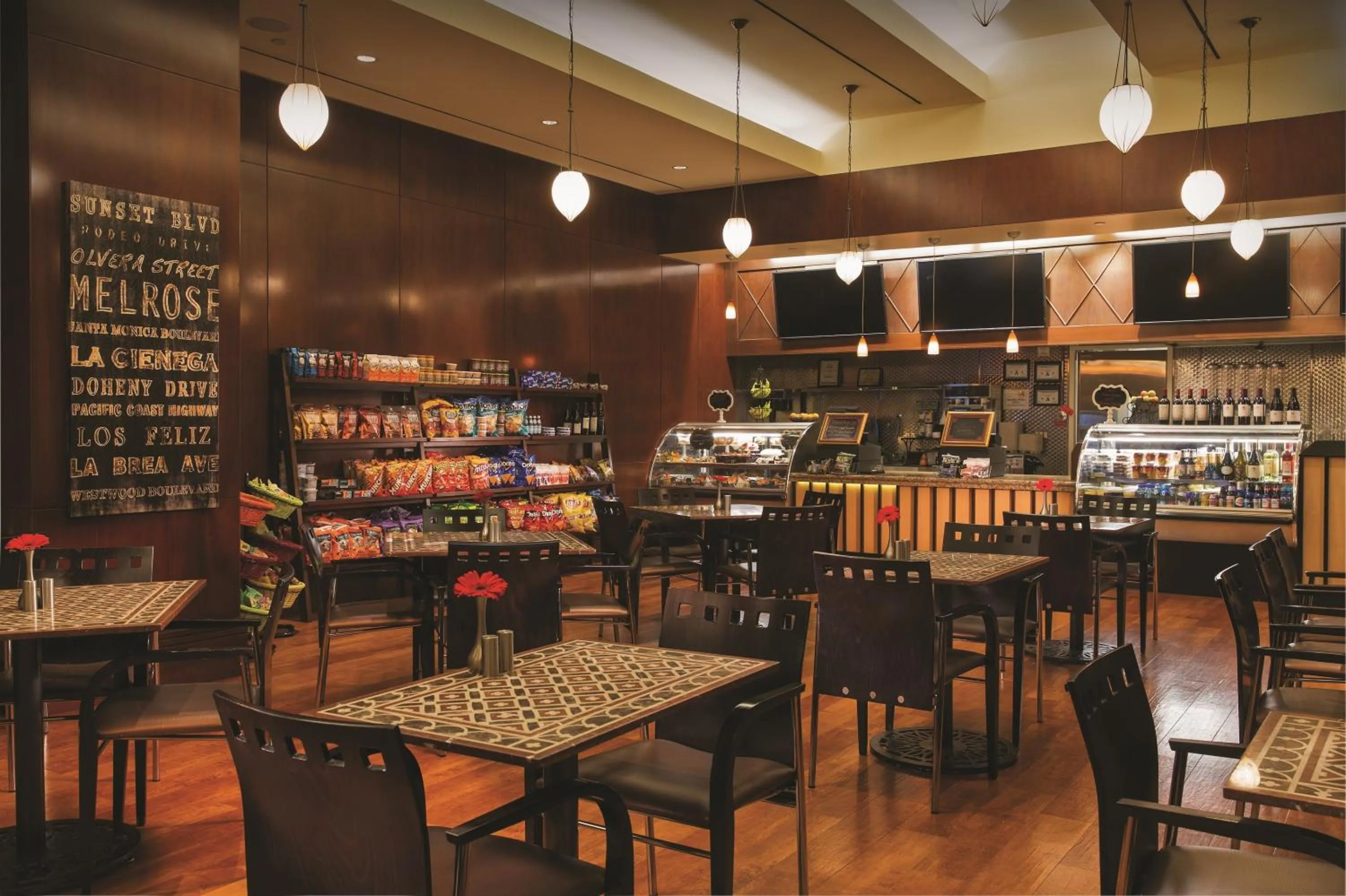 Restaurant/places to eat in The Signature at MGM Grand - All Suites