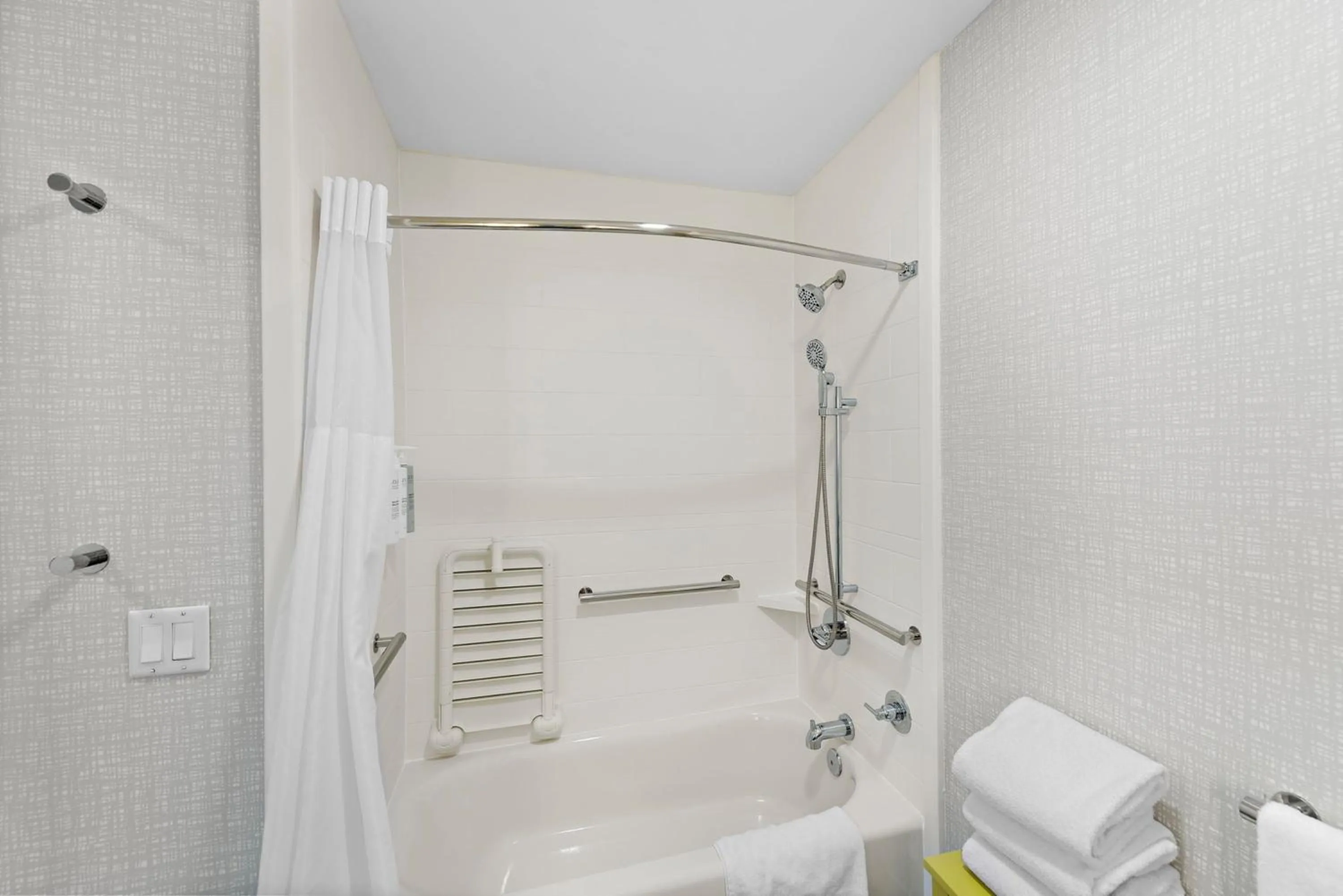 Bathroom in Hampton Inn by Hilton Calexico