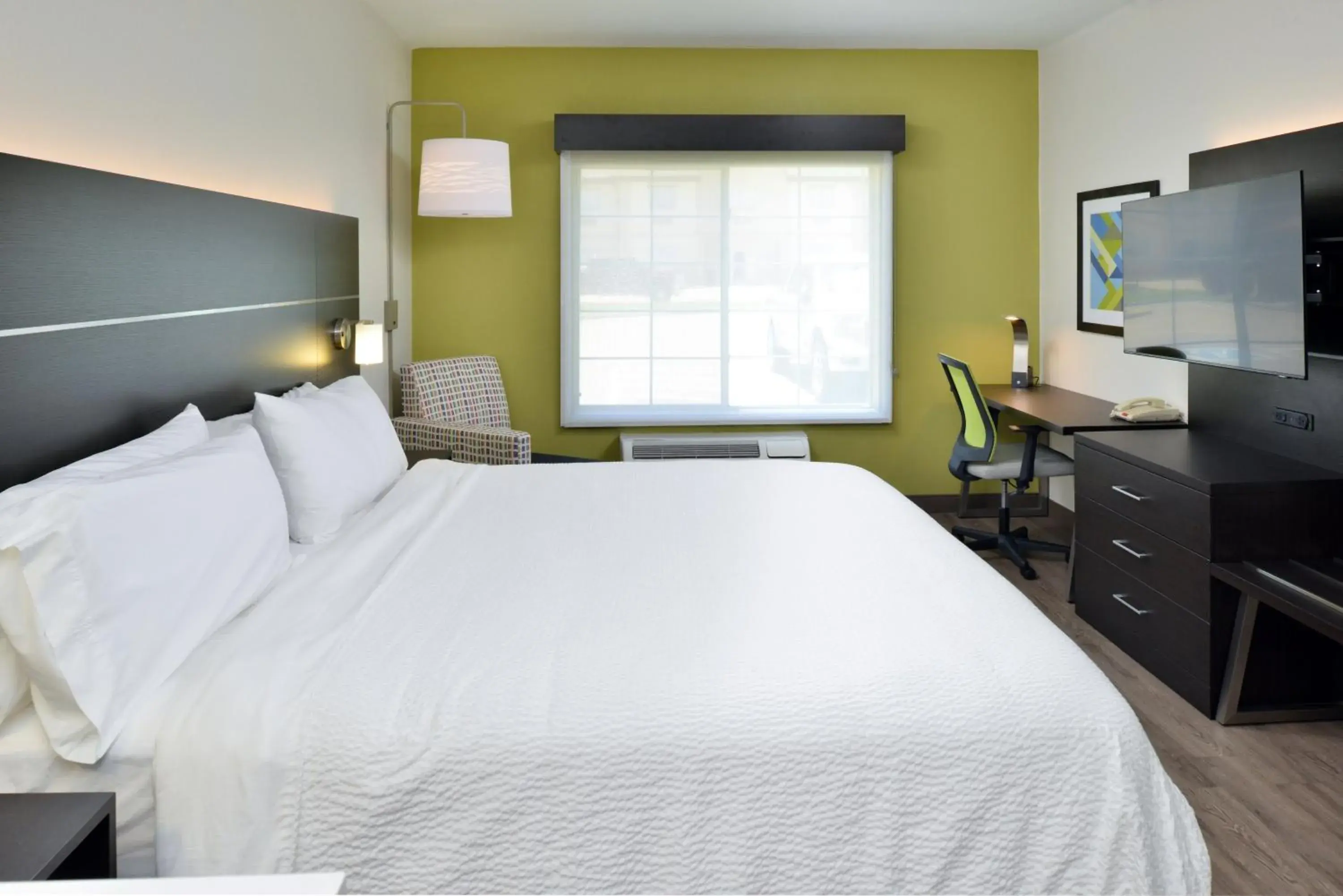 King Suite in Holiday Inn Express Hotel & Suites Carthage by IHG King Suite in Holiday Inn Express Hotel & Suites Carthage by IHG