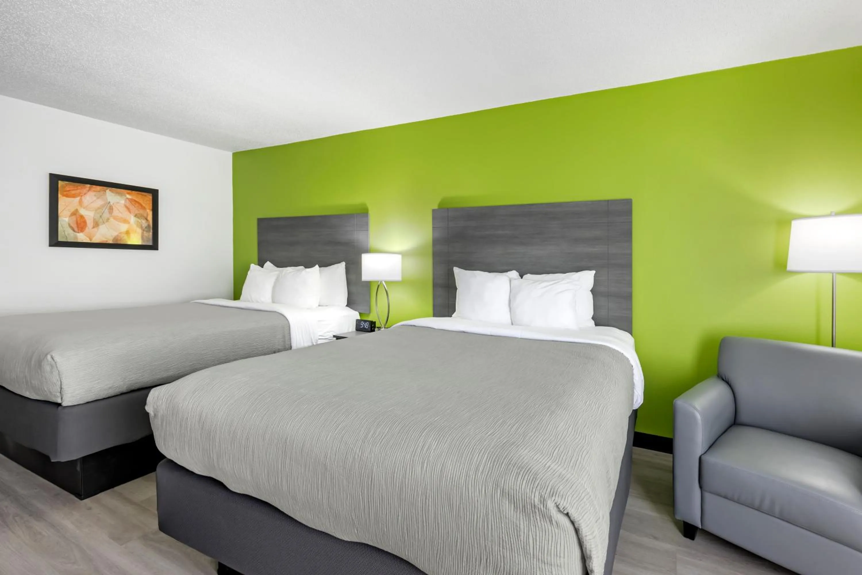 Bedroom, Bed in Quality Inn Clarksville - Exit 11