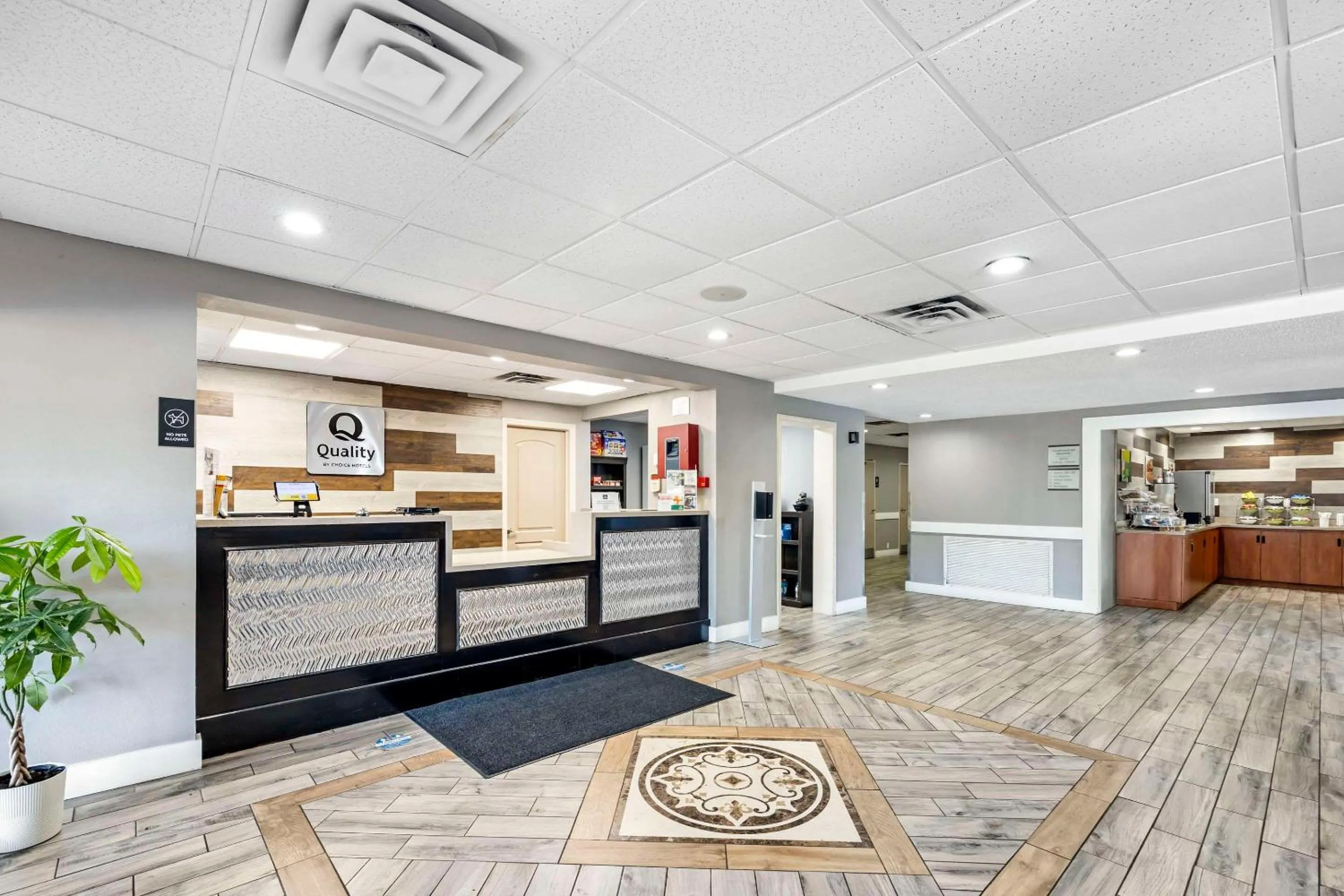 Lobby or reception in Quality Inn Clarksville - Exit 11