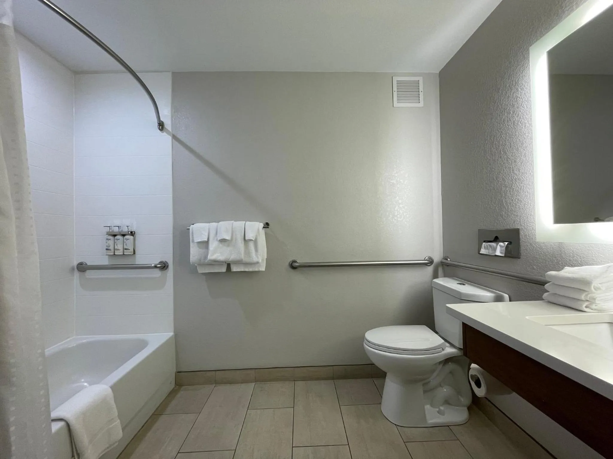Bathroom in Holiday Inn Express & Suites Chattanooga - East Ridge by IHG
