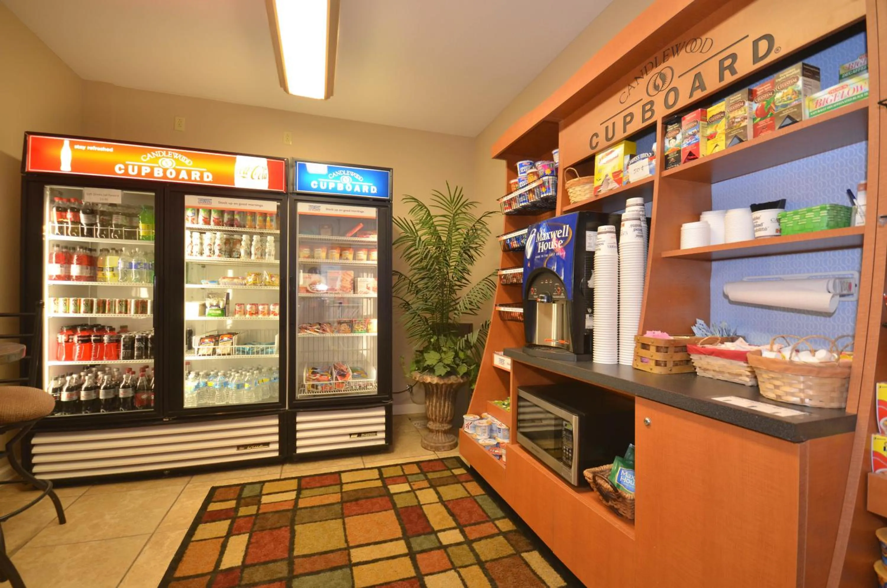 Breakfast in Candlewood Suites Clarksville by IHG