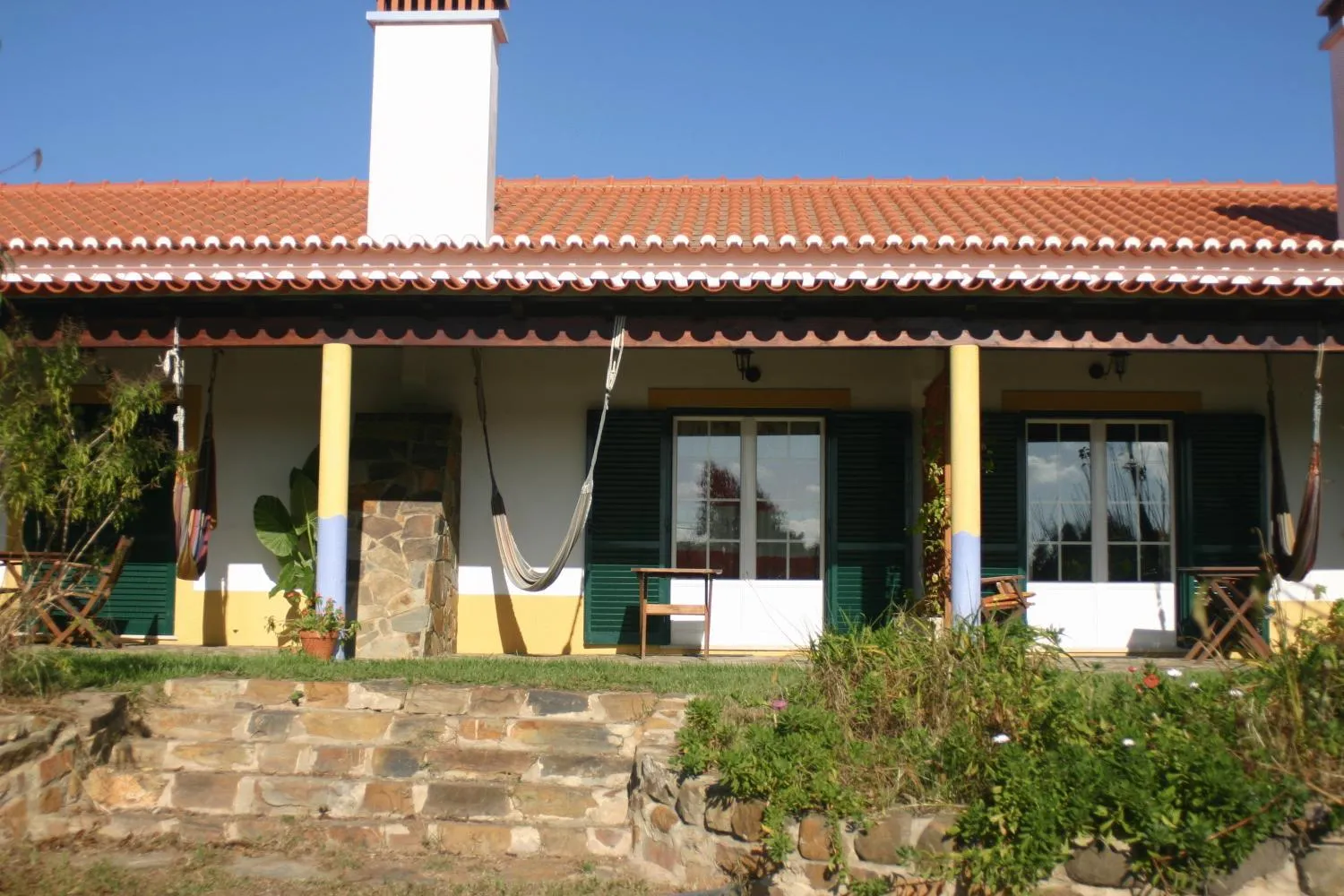 Facade/entrance in Monte Das Alpenduradas