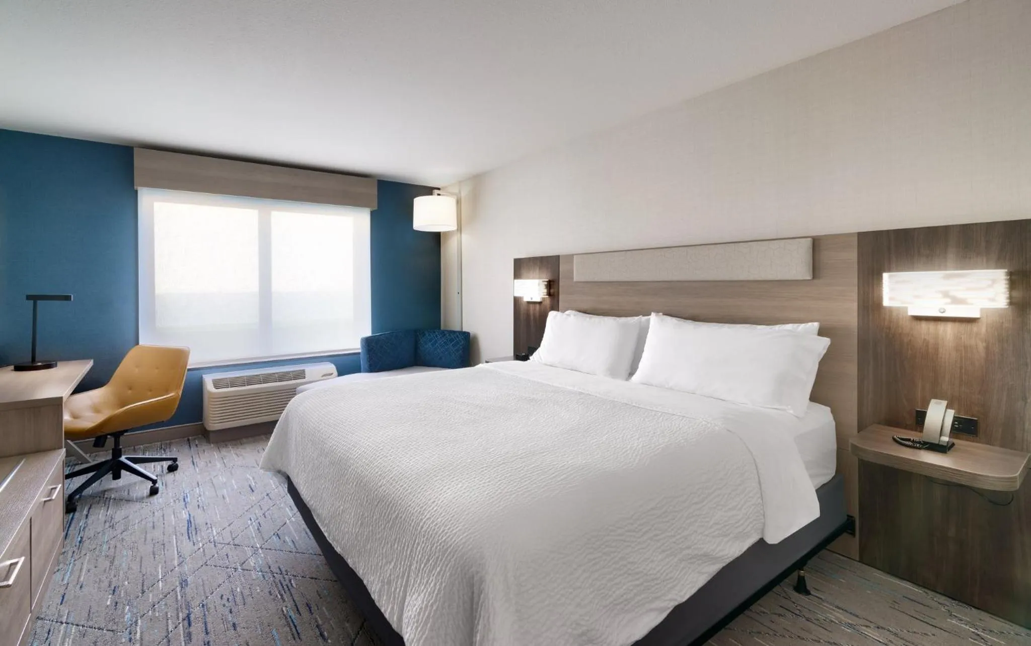 Photo of the whole room, Bed in Holiday Inn Express Hotel & Suites Cheyenne by IHG
