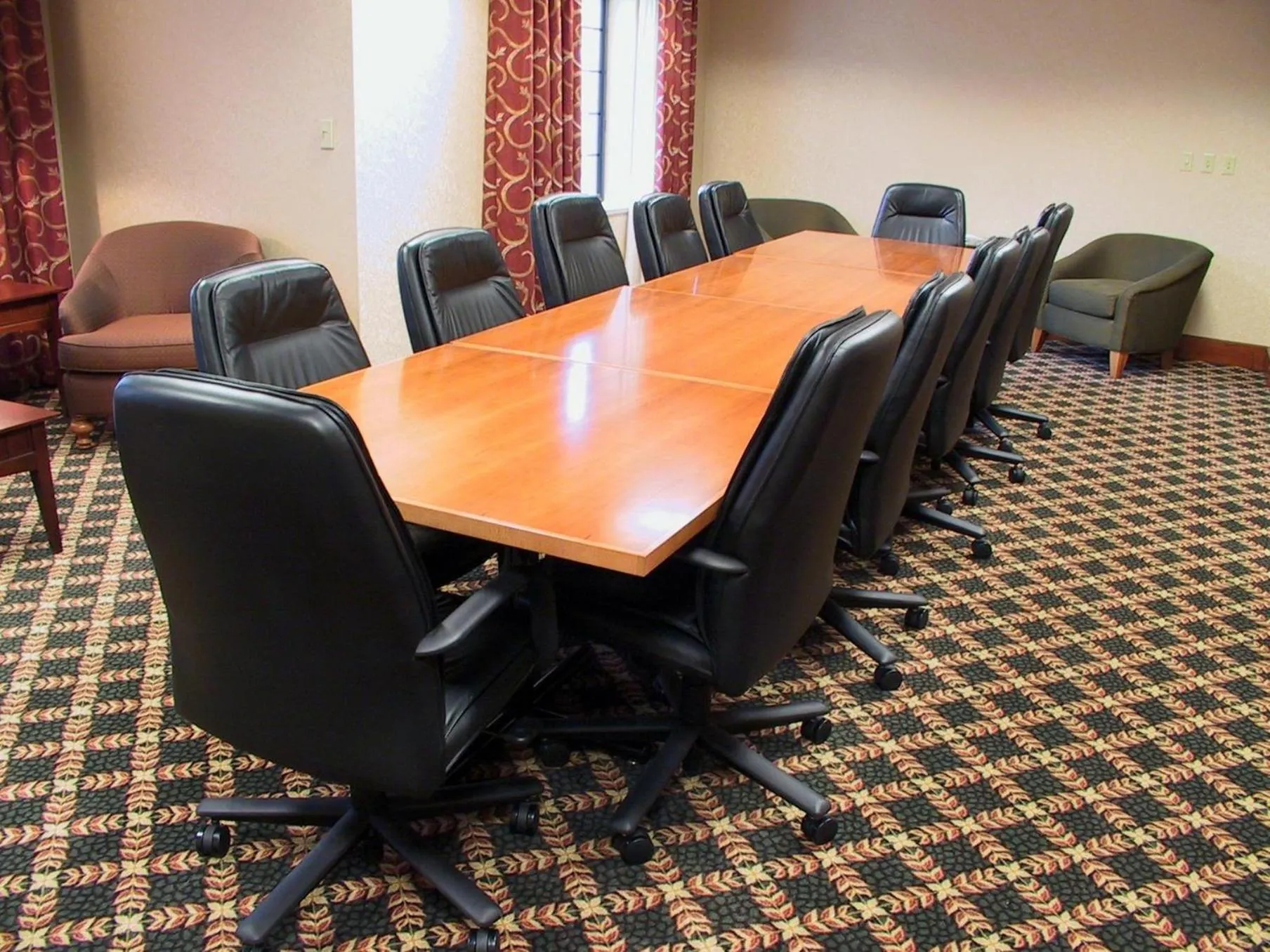 Meeting/conference room in Staybridge Suites Corning by IHG