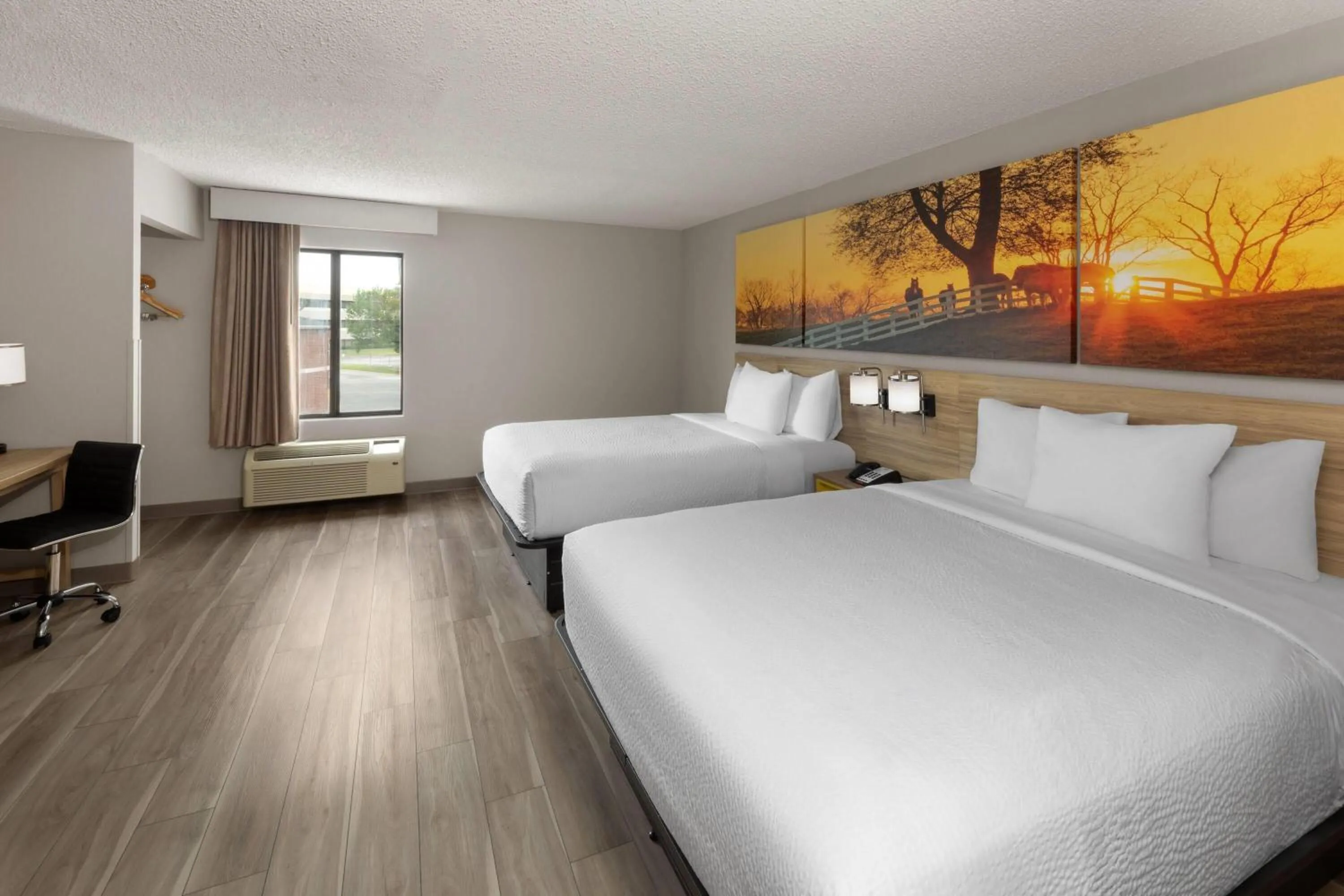 Photo of the whole room, Bed in Days Inn by Wyndham Tulsa Central
