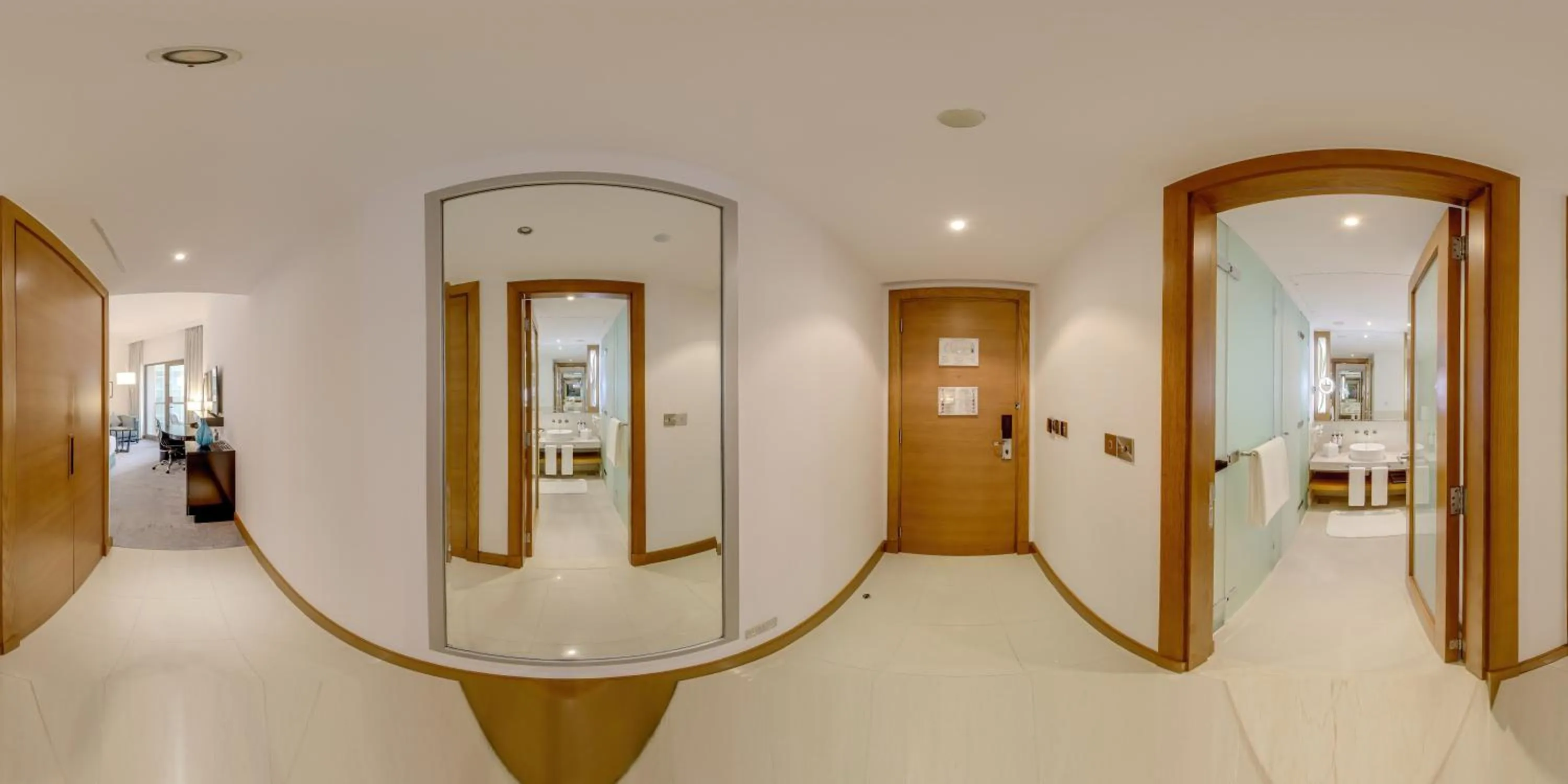 Mövenpick Hotel Jumeirah Beach