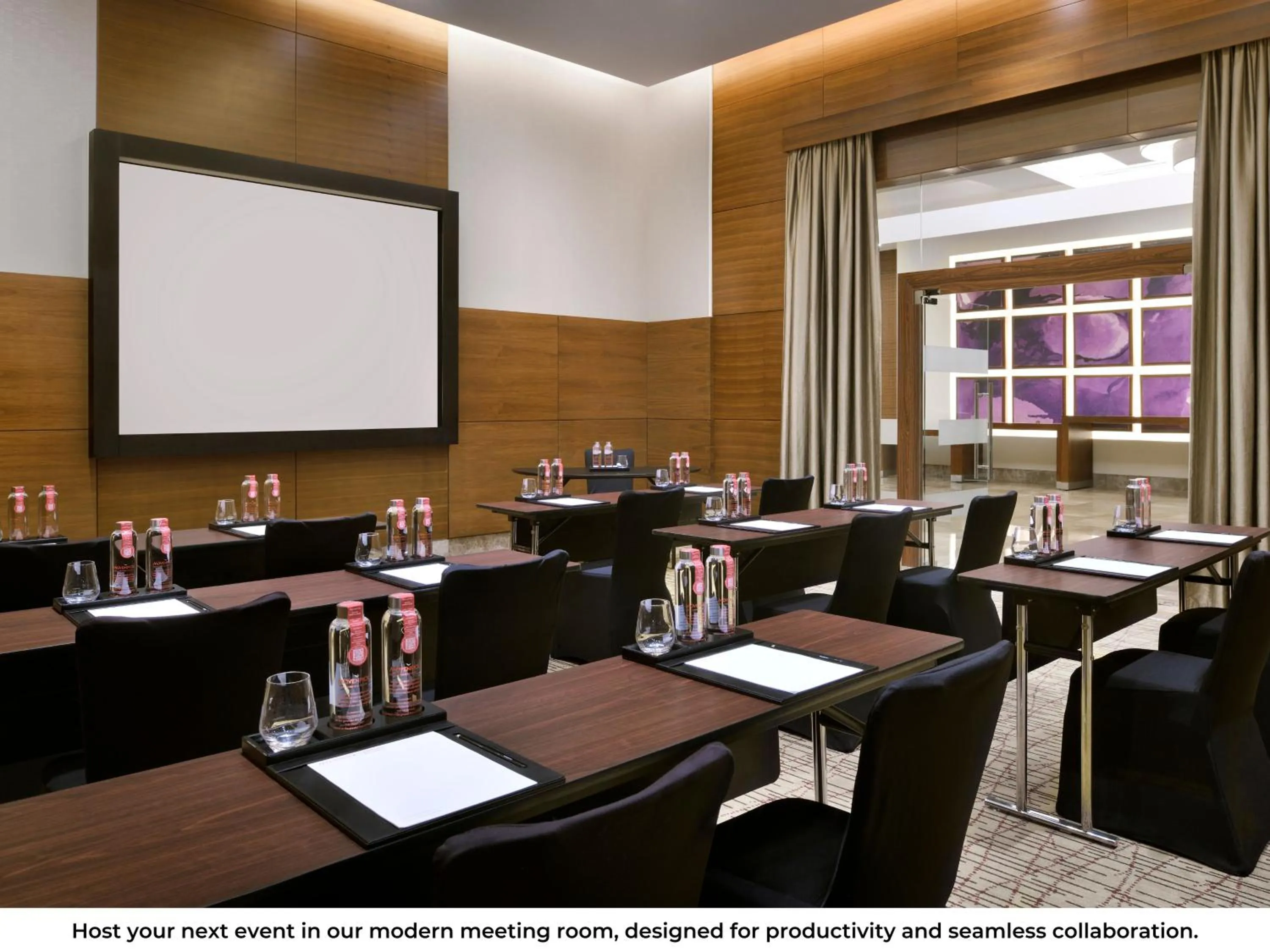 Meeting/conference room in Mövenpick Hotel Jumeirah Beach