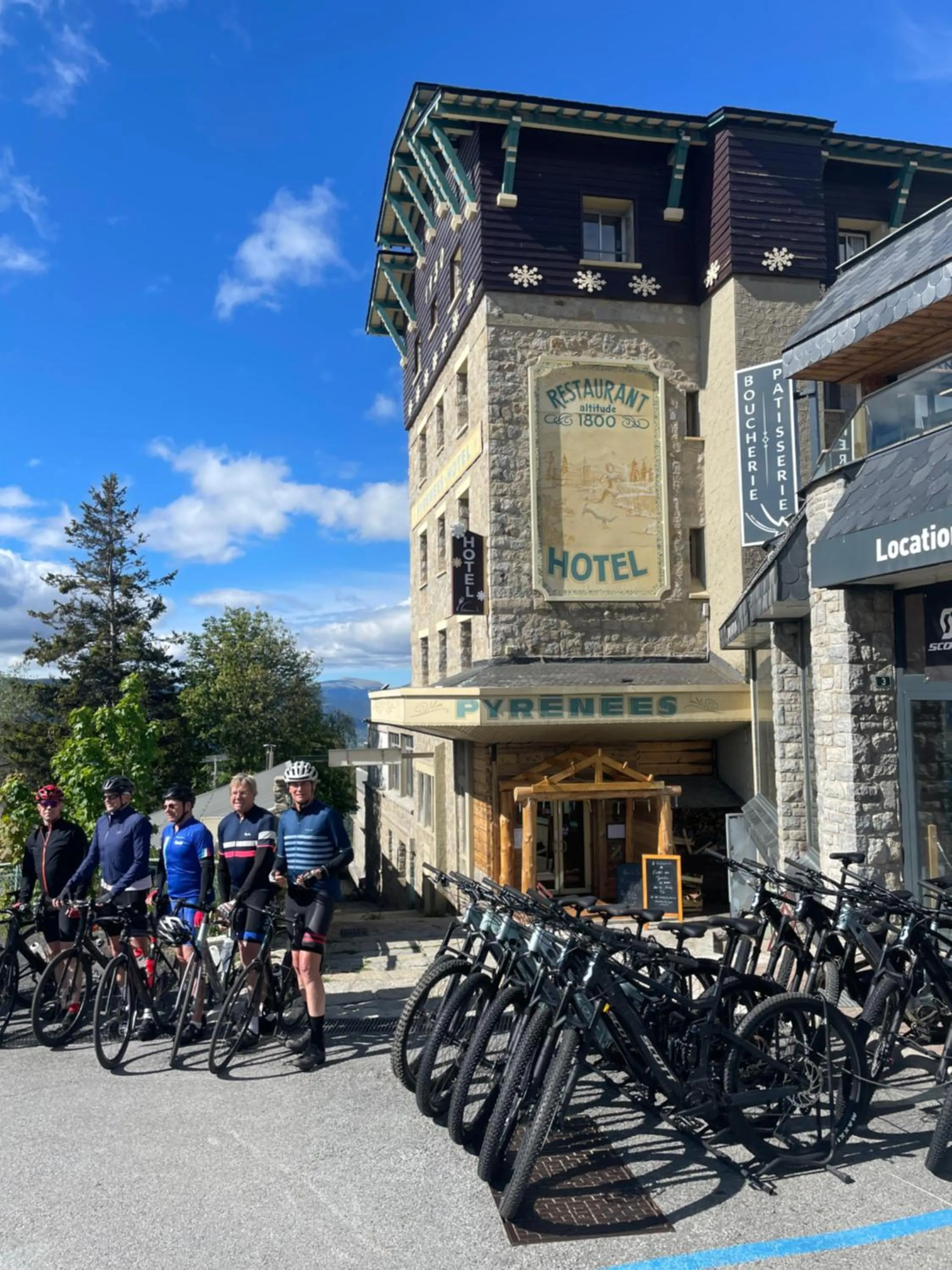 Cycling in Hotel des Pyrénées