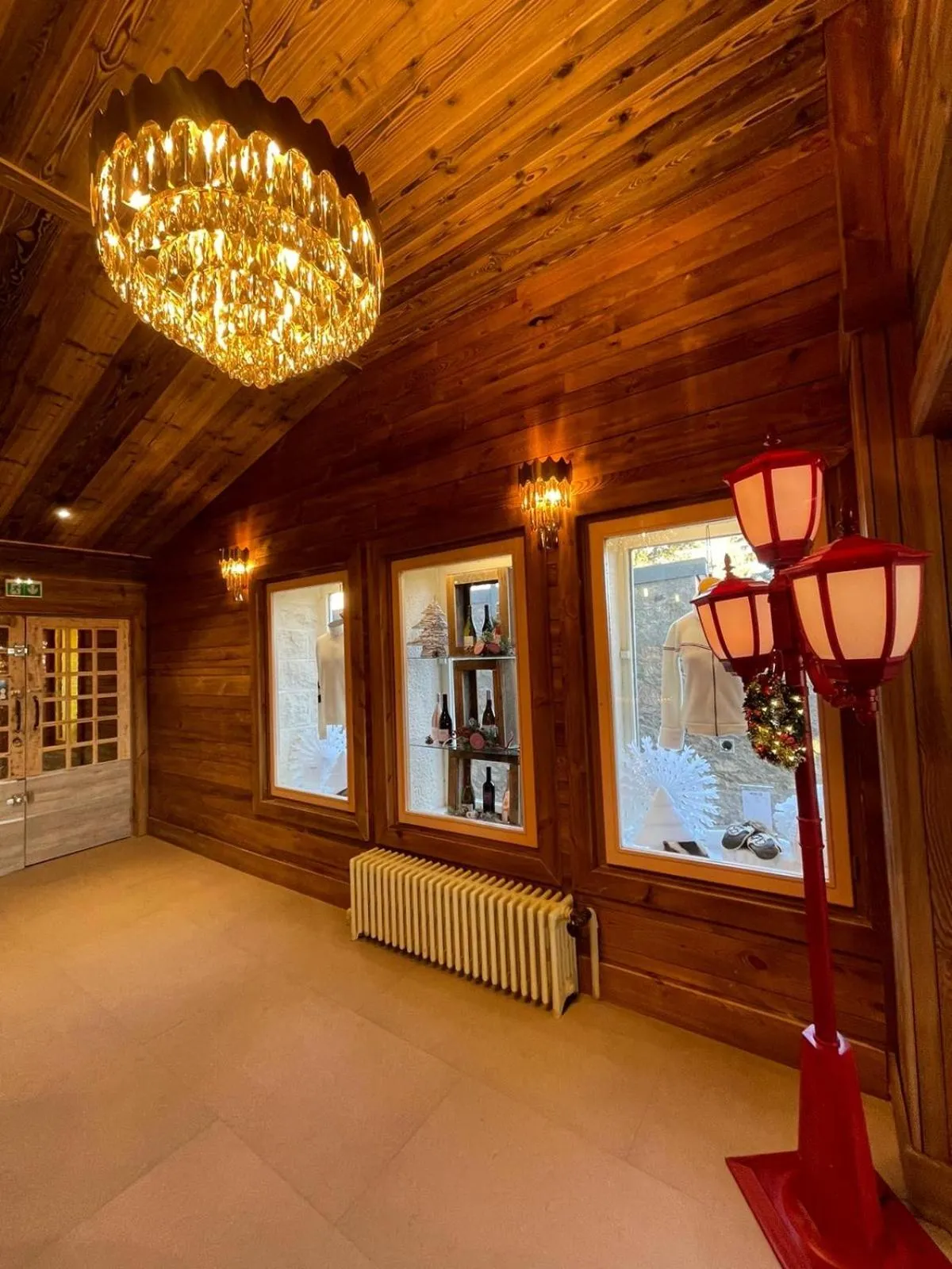 Property building in Hotel des Pyrénées