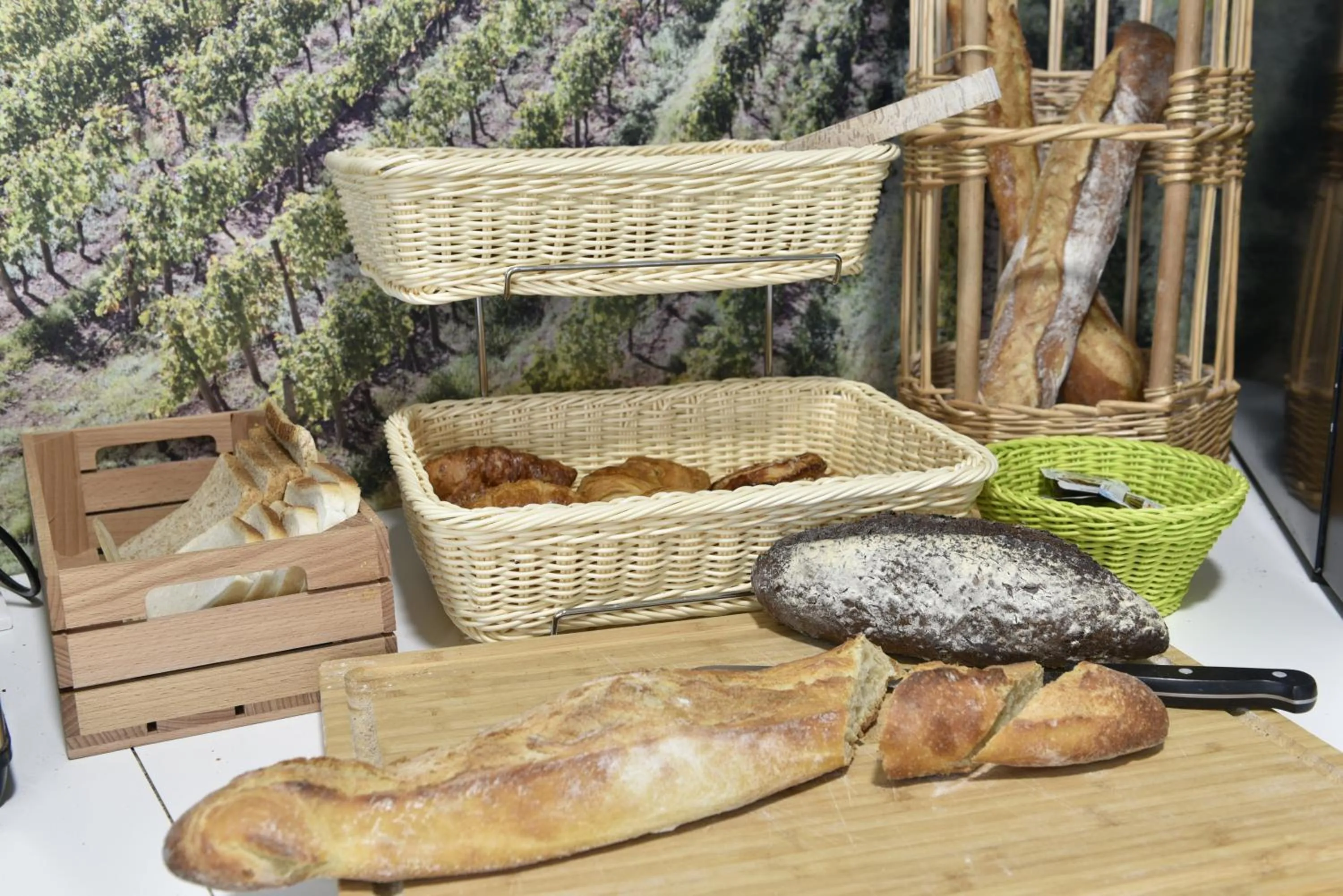 Food in Appart-Hôtel Mer & Golf City Bordeaux Bassins à flot