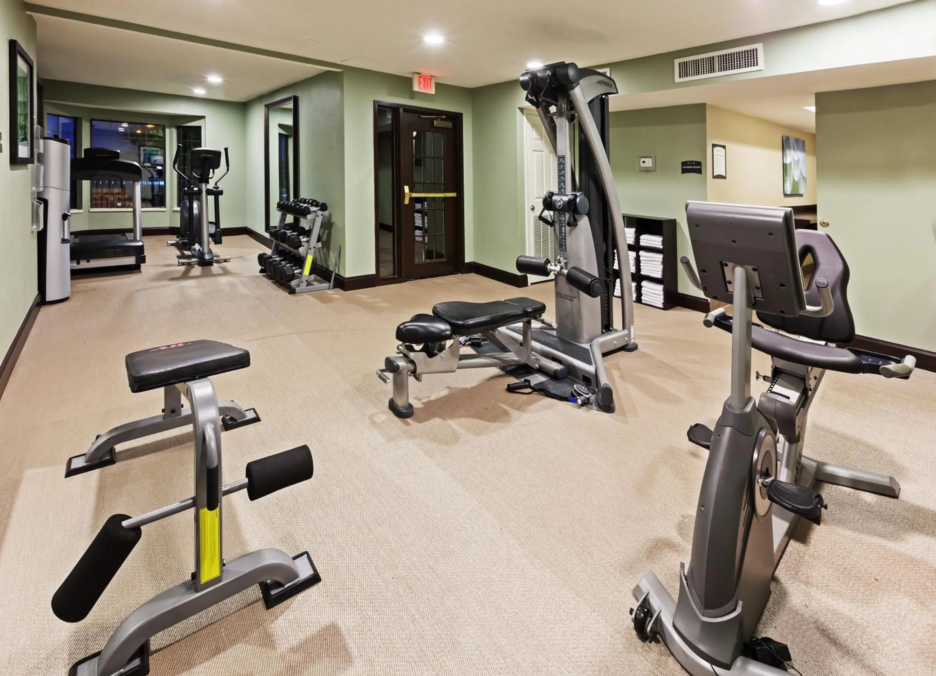 Spa and wellness centre/facilities in Staybridge Suites Tulsa-Woodland Hills, an IHG Hotel