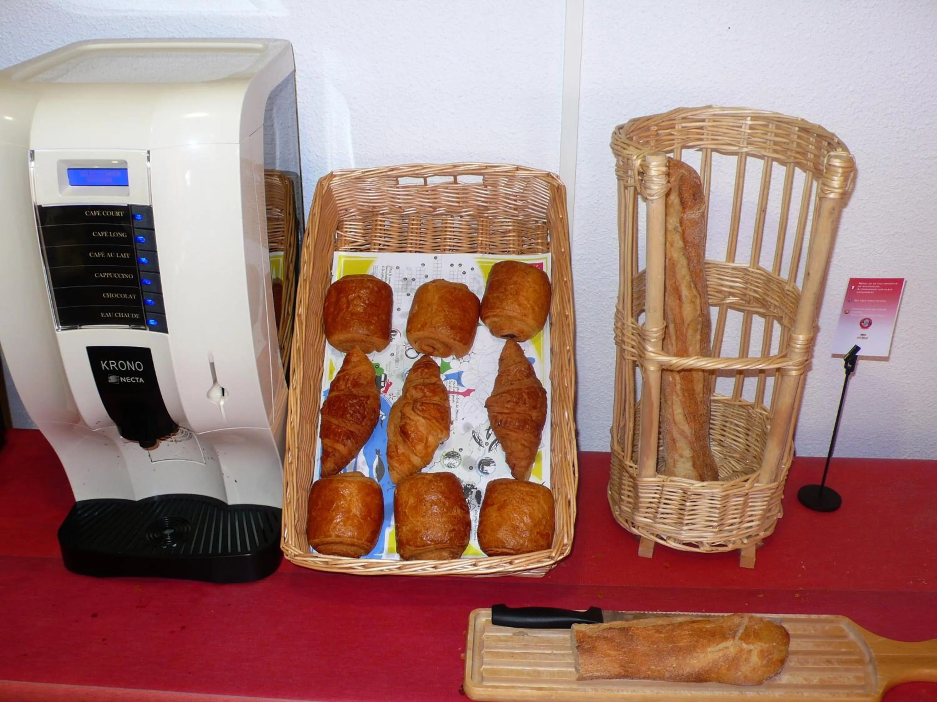 Continental breakfast in Résidence Mer & Golf Port Argelès