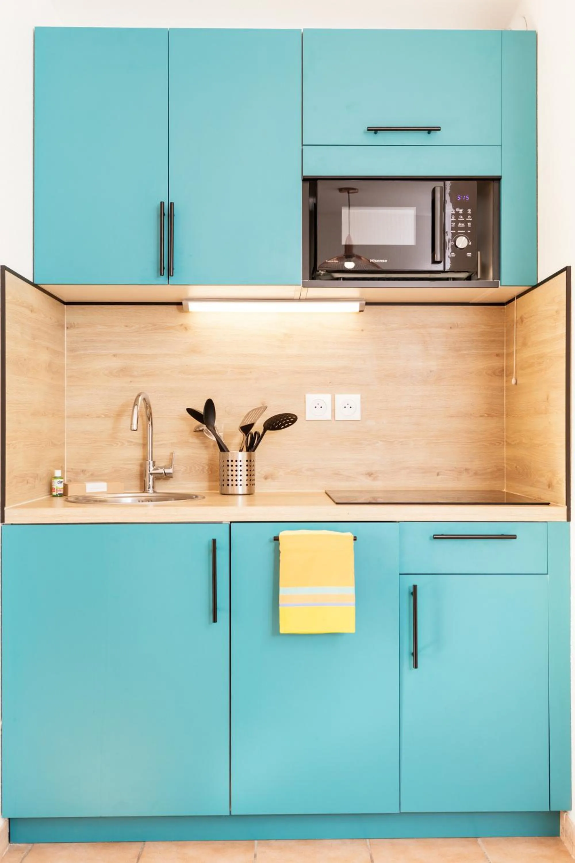 Kitchen or kitchenette in Résidence Mer & Golf Port Argelès