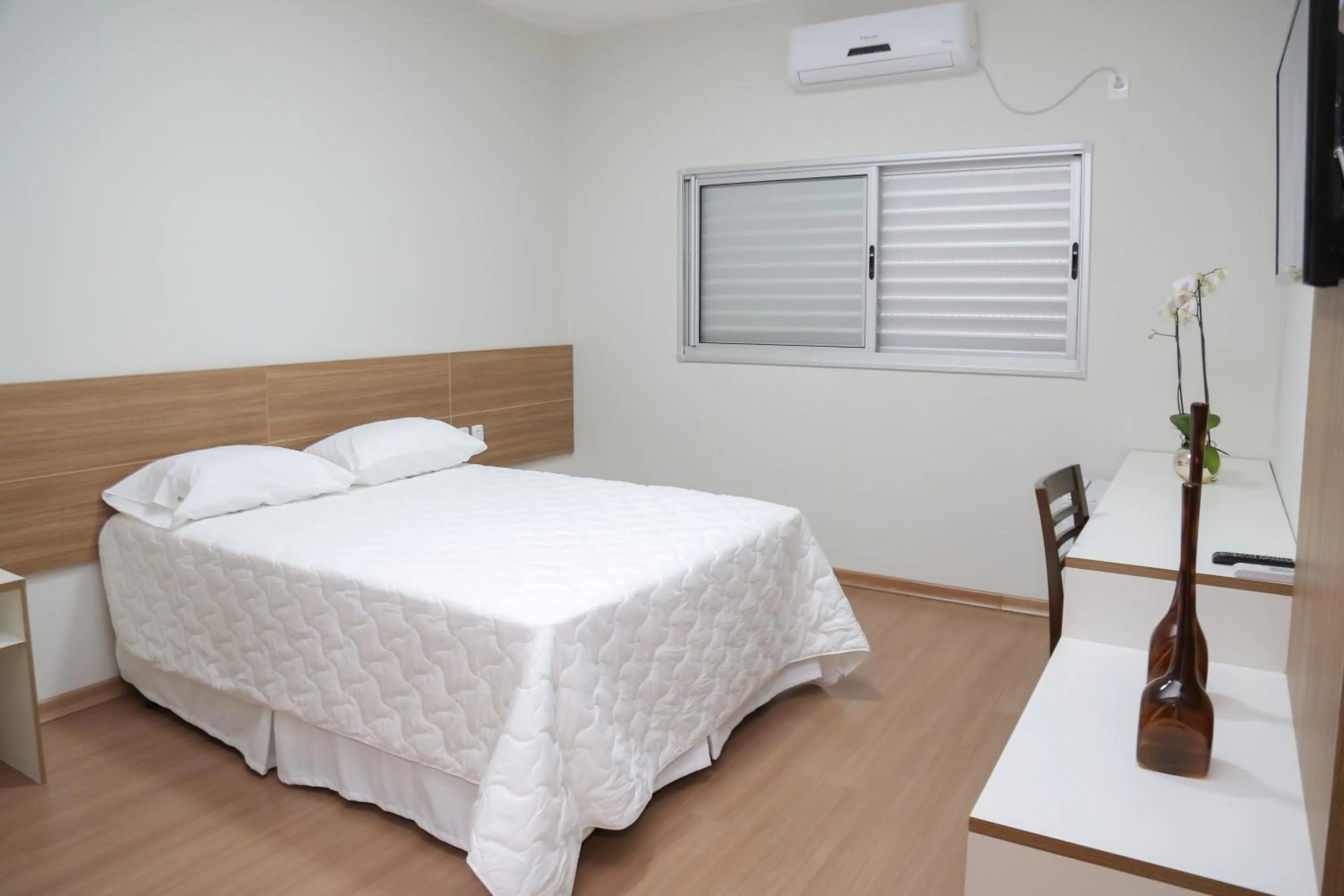 Photo of the whole room, Bed in Rota Hoteis Itumbiara