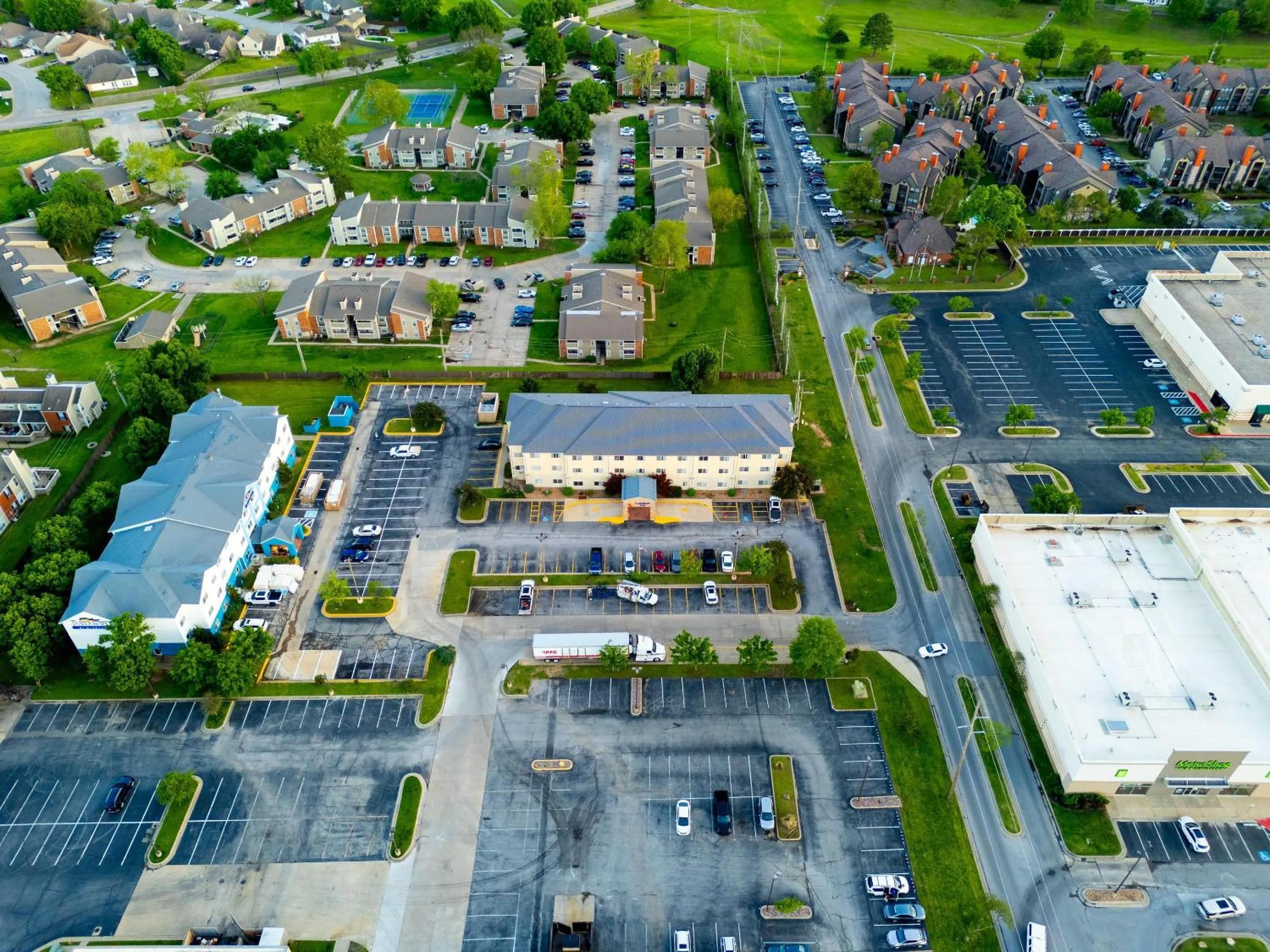 Property building in Comfort Inn South Tulsa - Woodland Hills