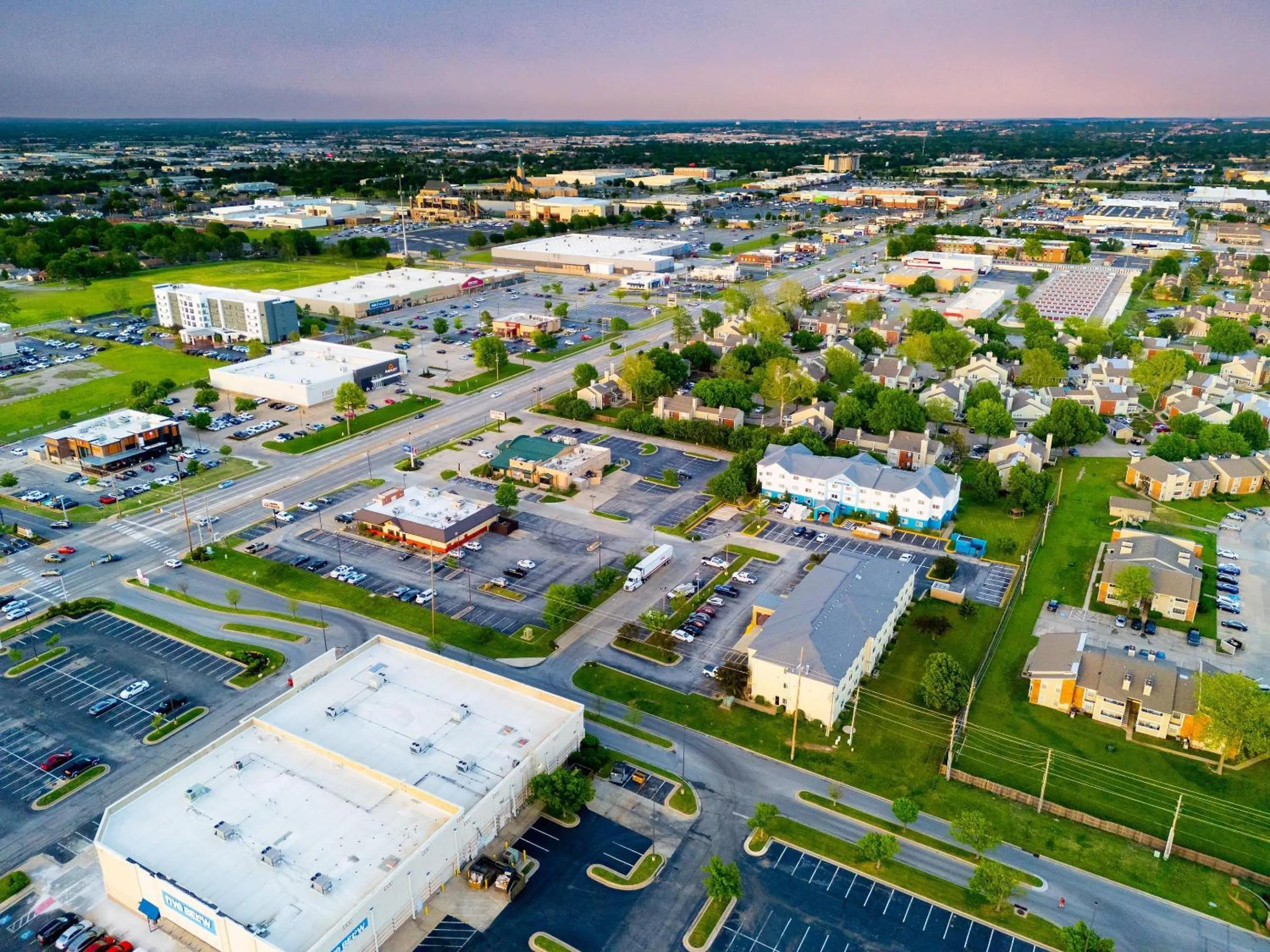 Property building in Comfort Inn South Tulsa - Woodland Hills