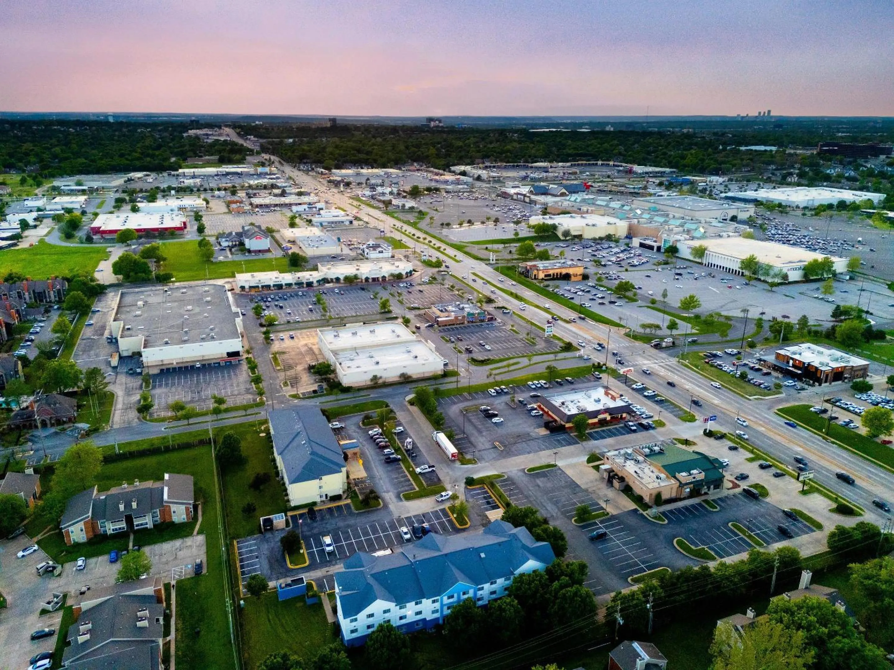 Property building in Comfort Inn South Tulsa - Woodland Hills