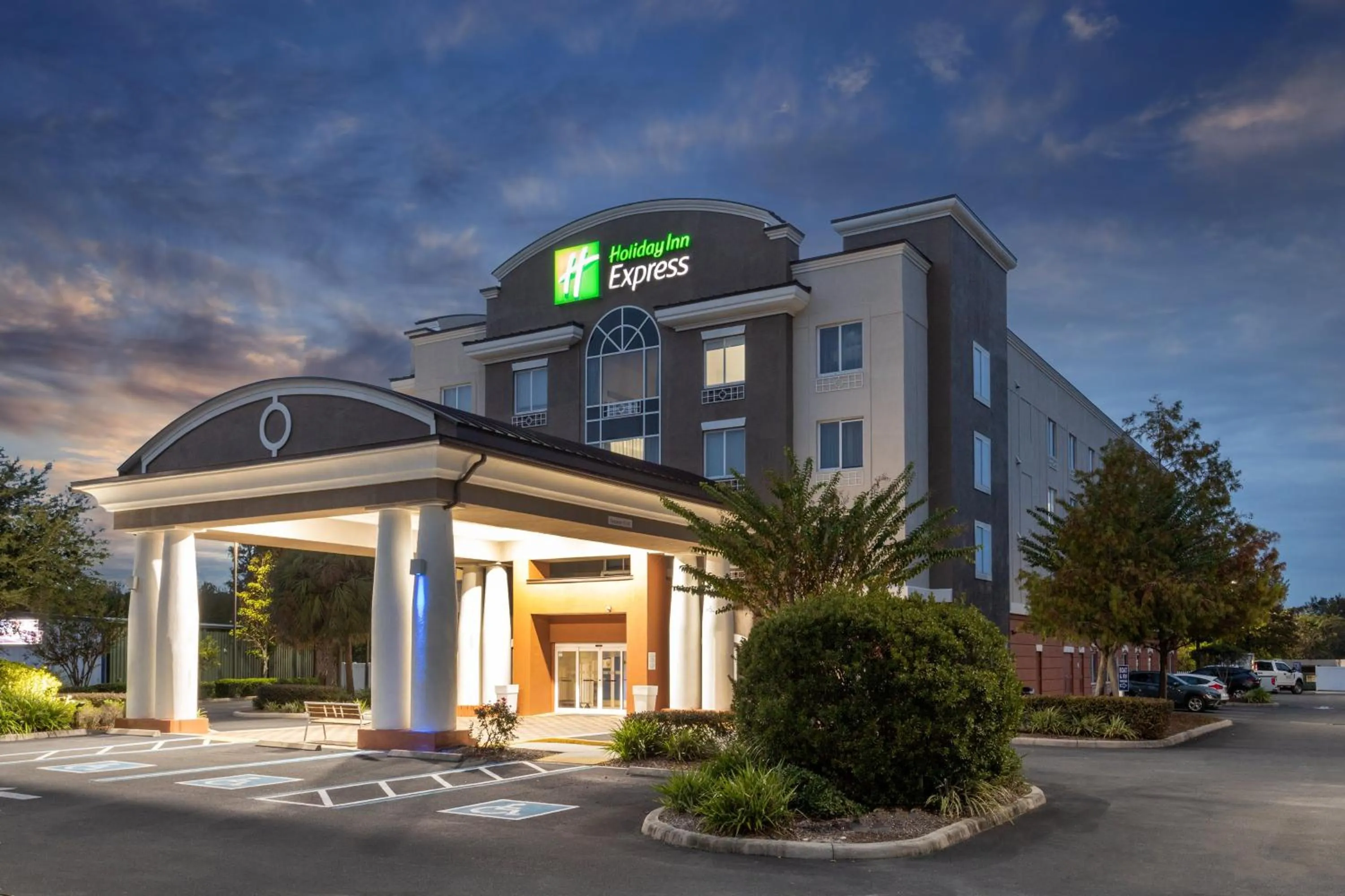 Property building in Holiday Inn Express Crystal River by IHG